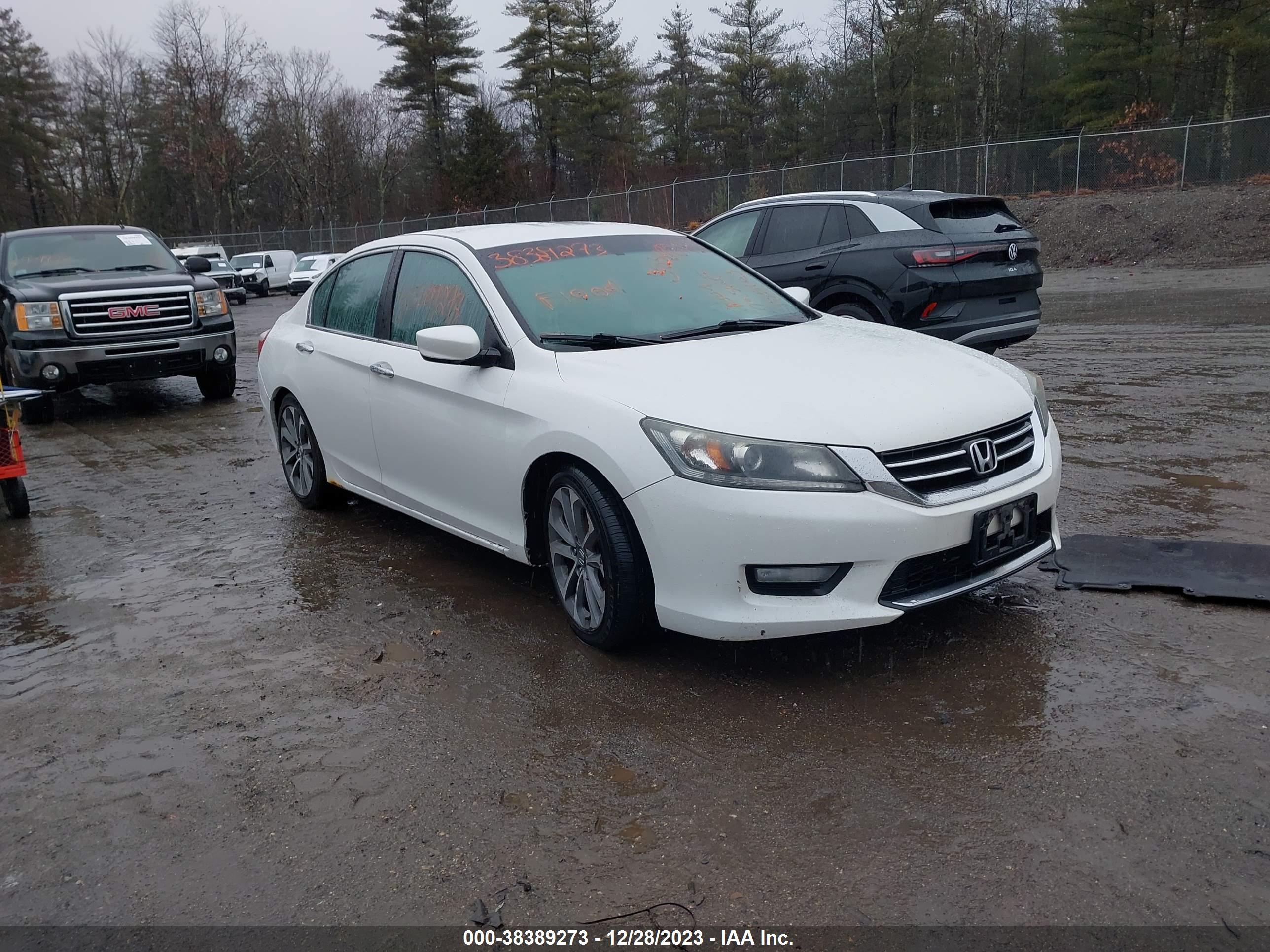 HONDA ACCORD 2014 1hgcr2f51ea135492