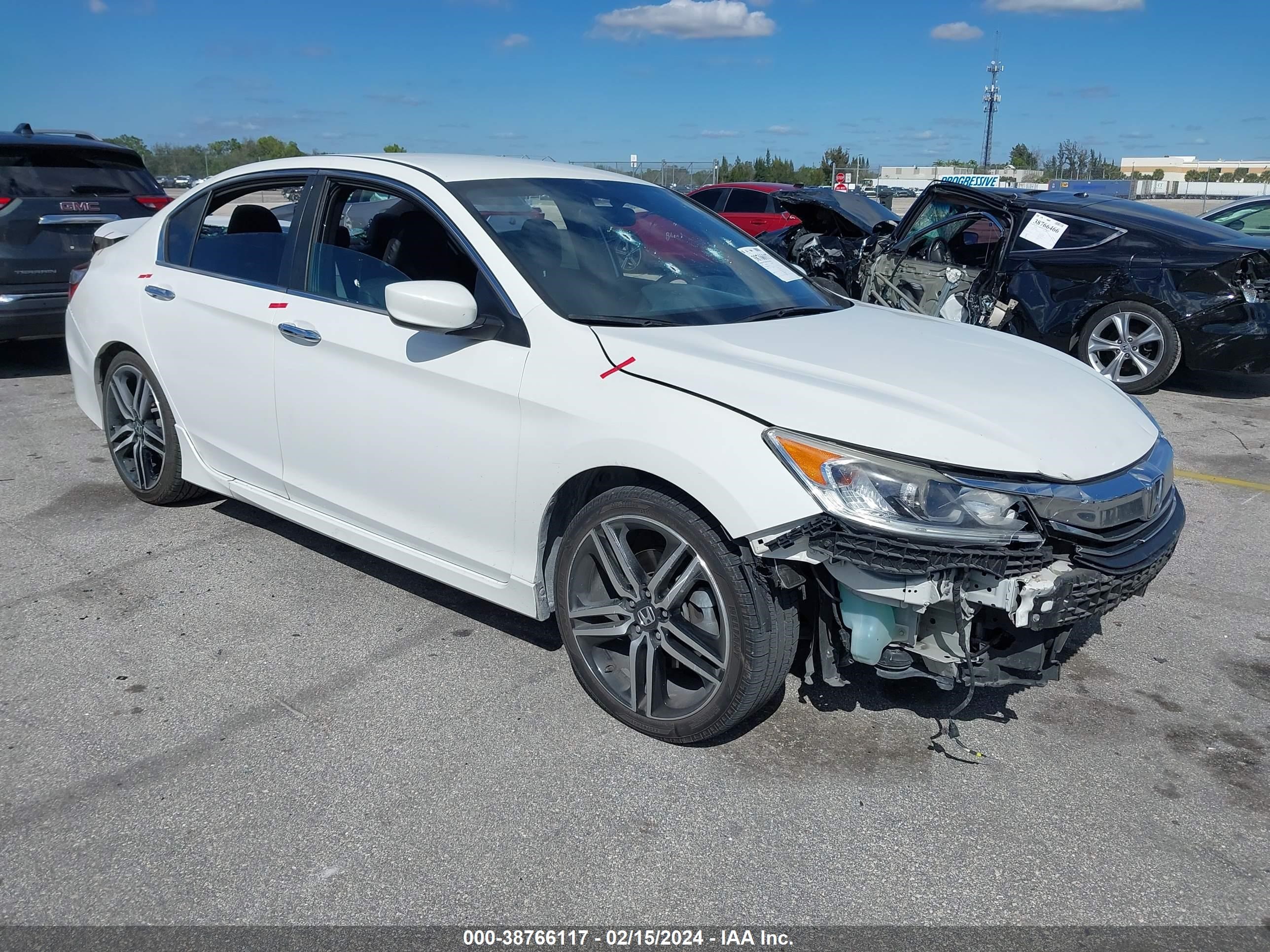 HONDA ACCORD 2017 1hgcr2f51ha032738