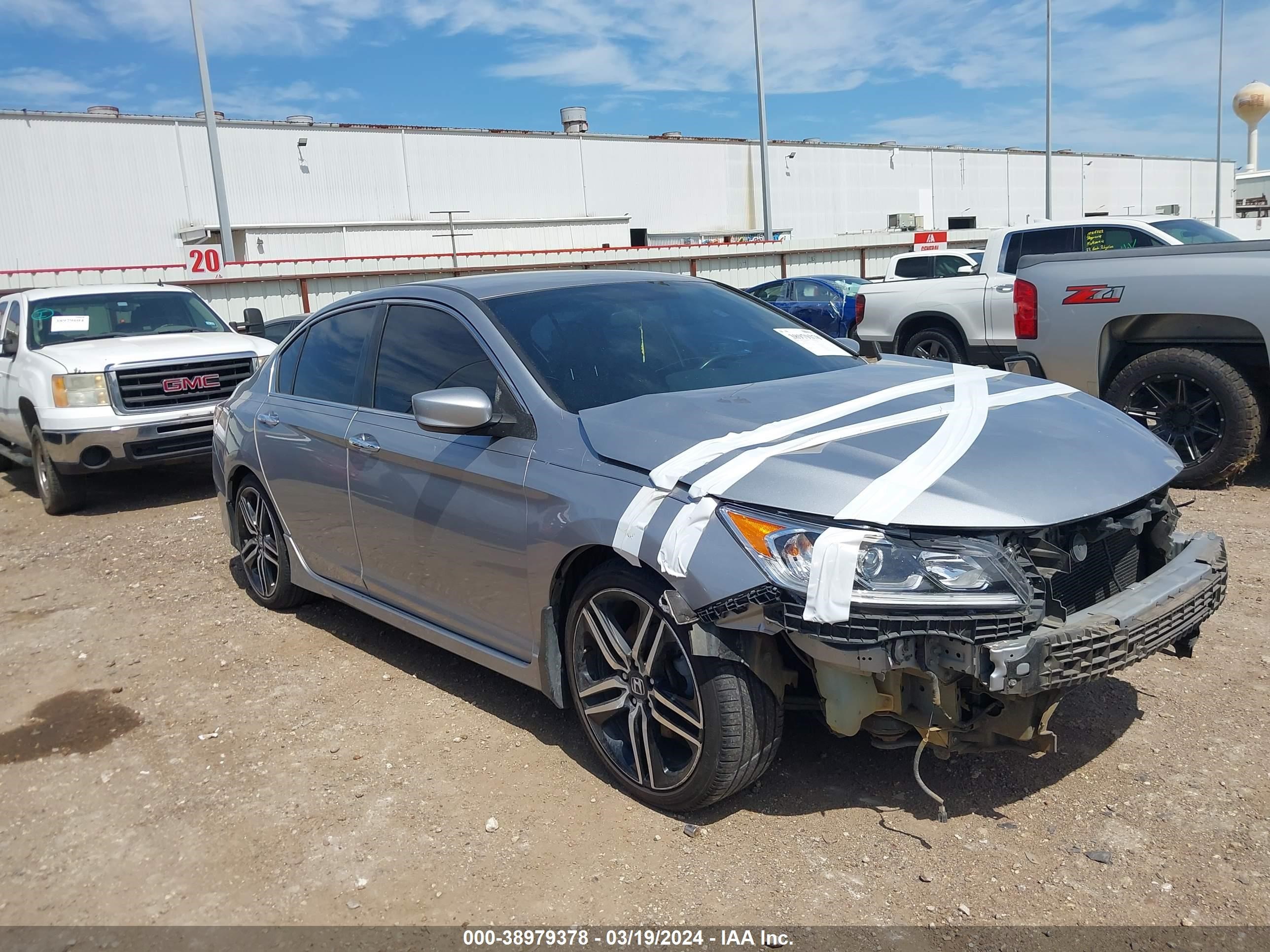 HONDA ACCORD 2017 1hgcr2f51ha061186