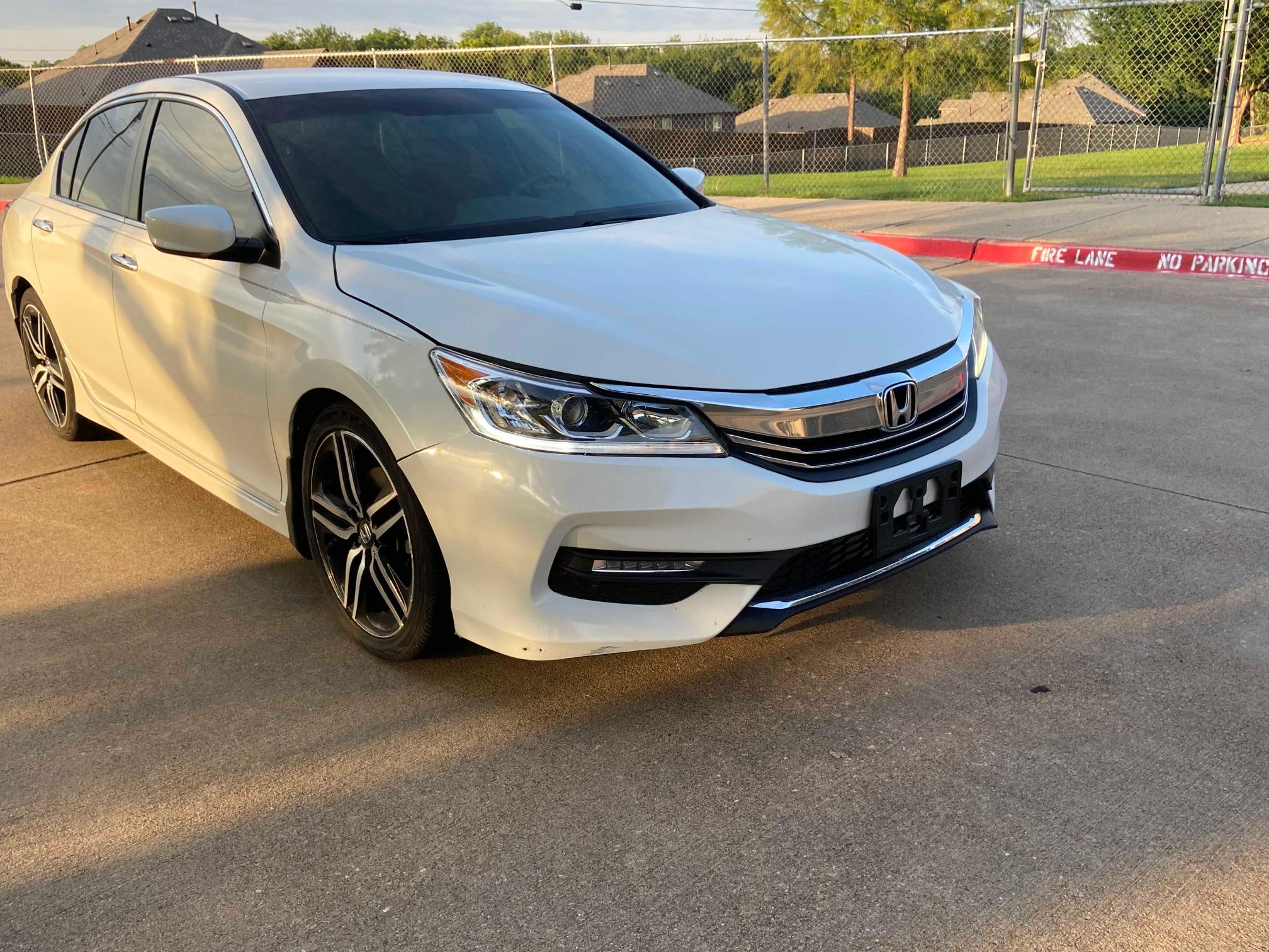 HONDA ACCORD SPO 2017 1hgcr2f51ha285378