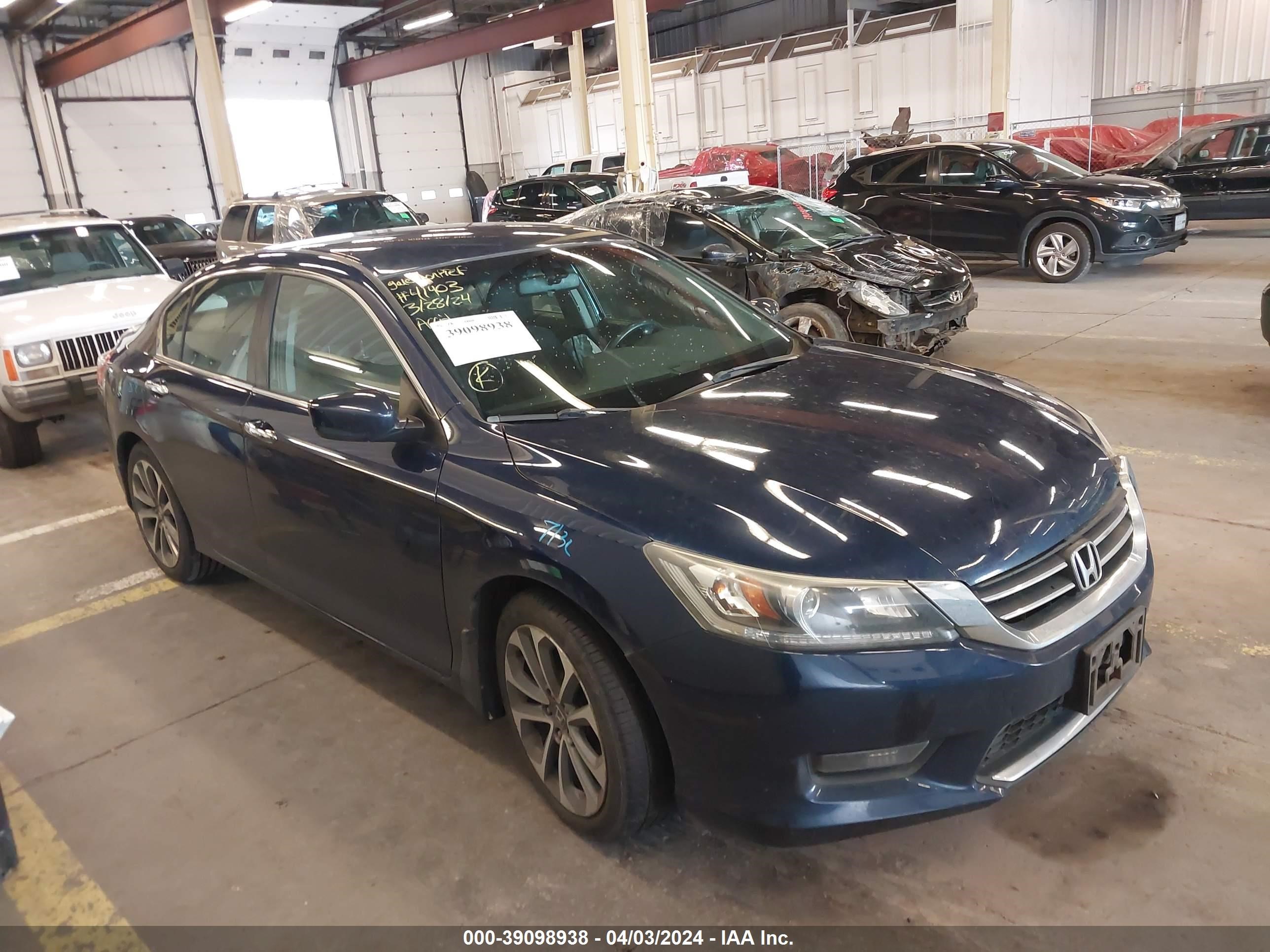 HONDA ACCORD 2014 1hgcr2f52ea125103