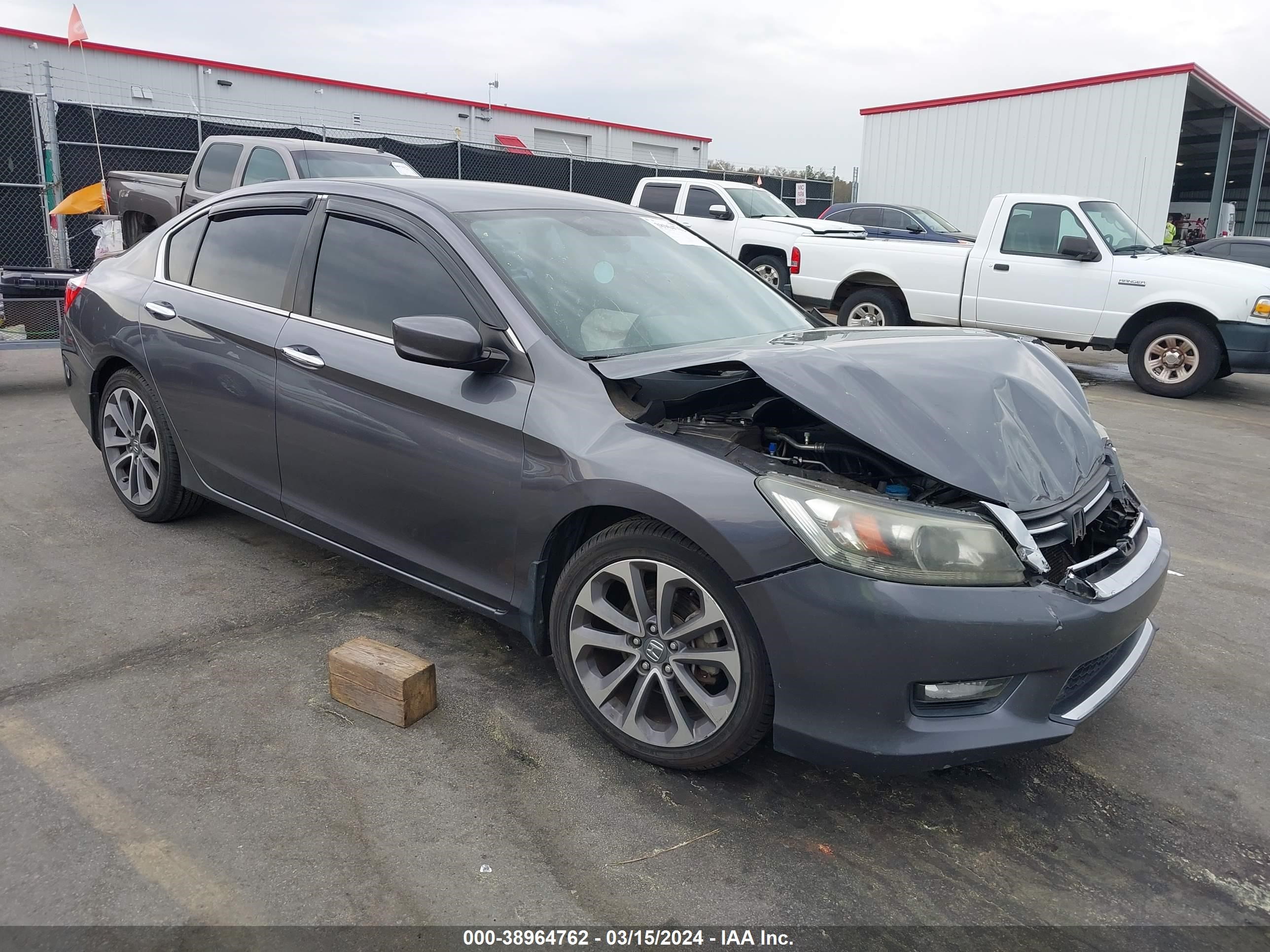 HONDA ACCORD 2014 1hgcr2f52ea183065