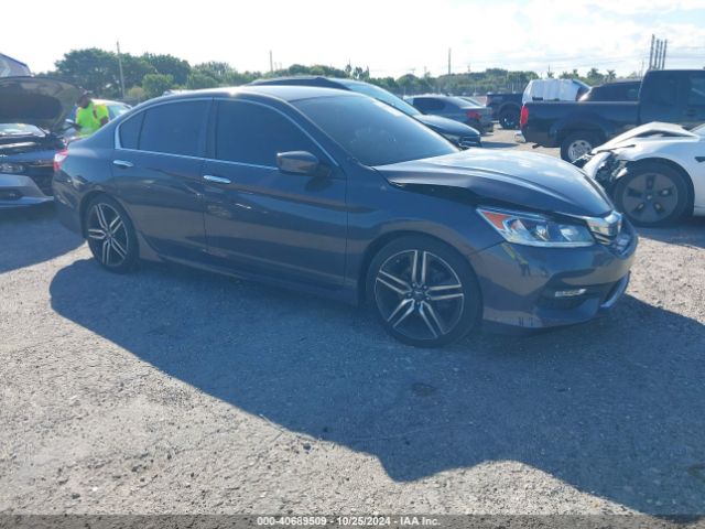 HONDA ACCORD 2017 1hgcr2f52ha108578