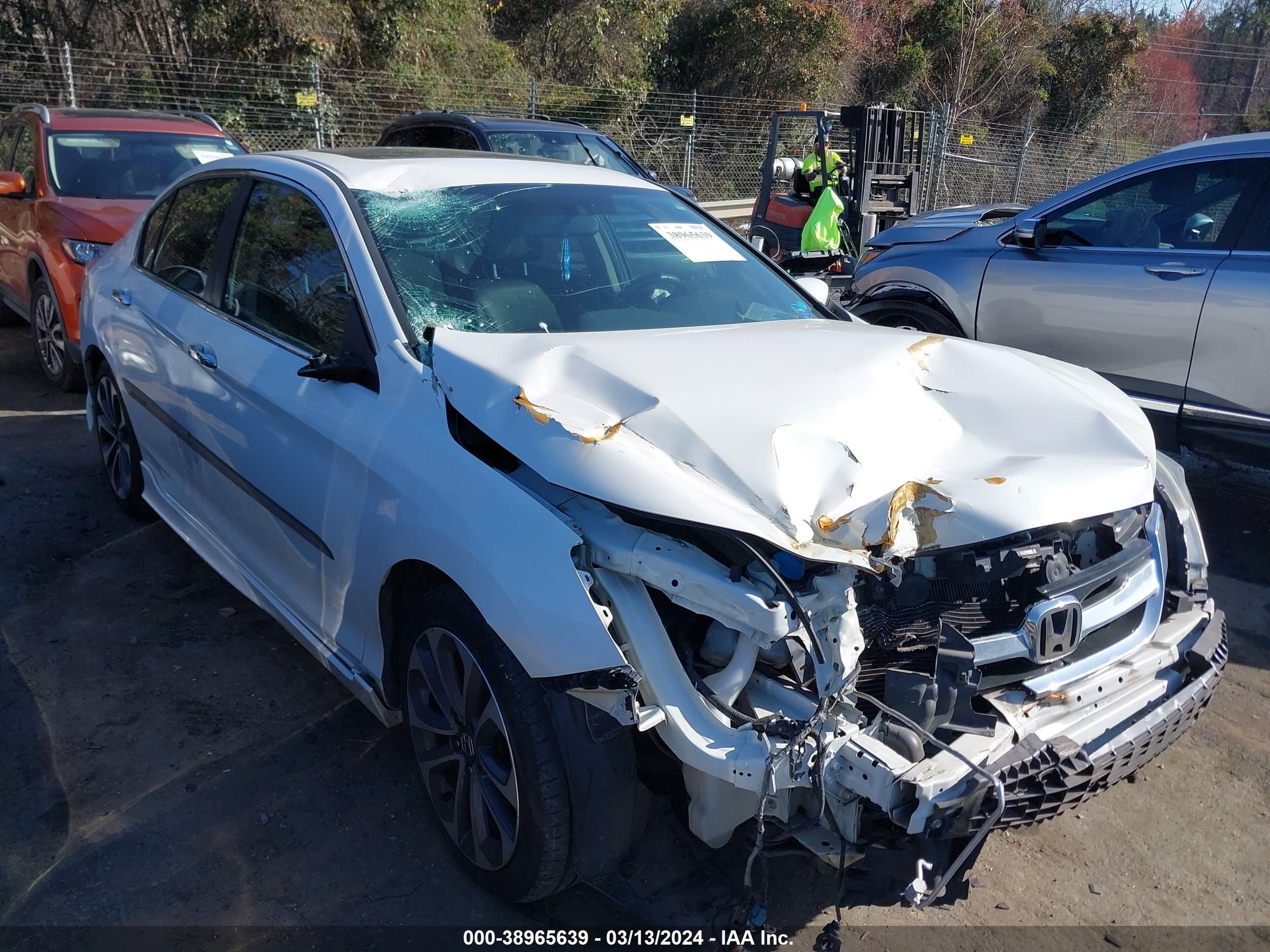 HONDA ACCORD 2015 1hgcr2f53fa050171