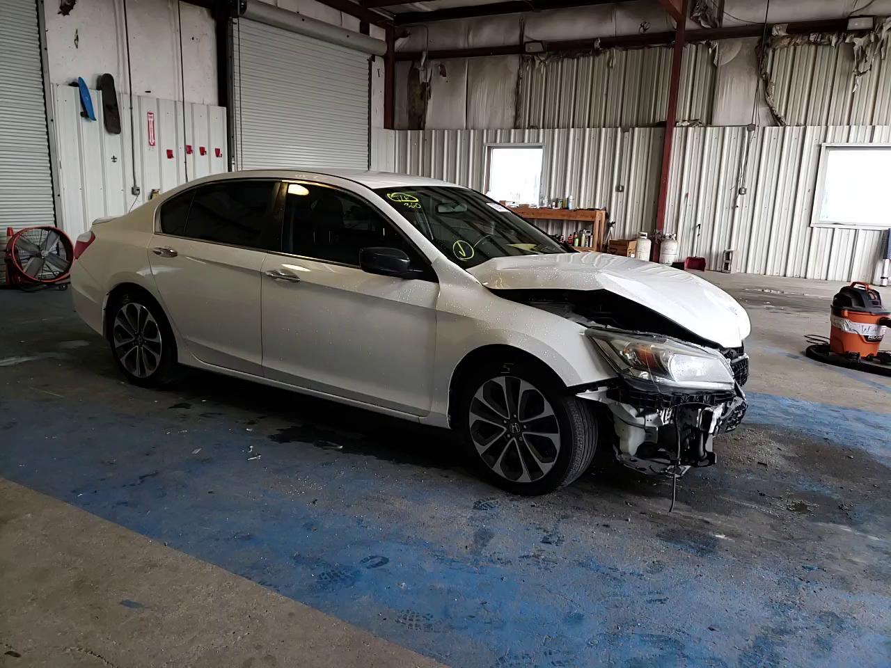 HONDA ACCORD SPO 2015 1hgcr2f54fa000945