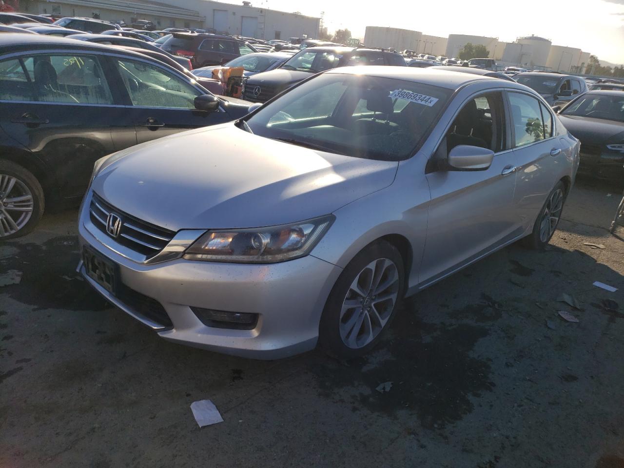 HONDA ACCORD 2015 1hgcr2f54fa159772