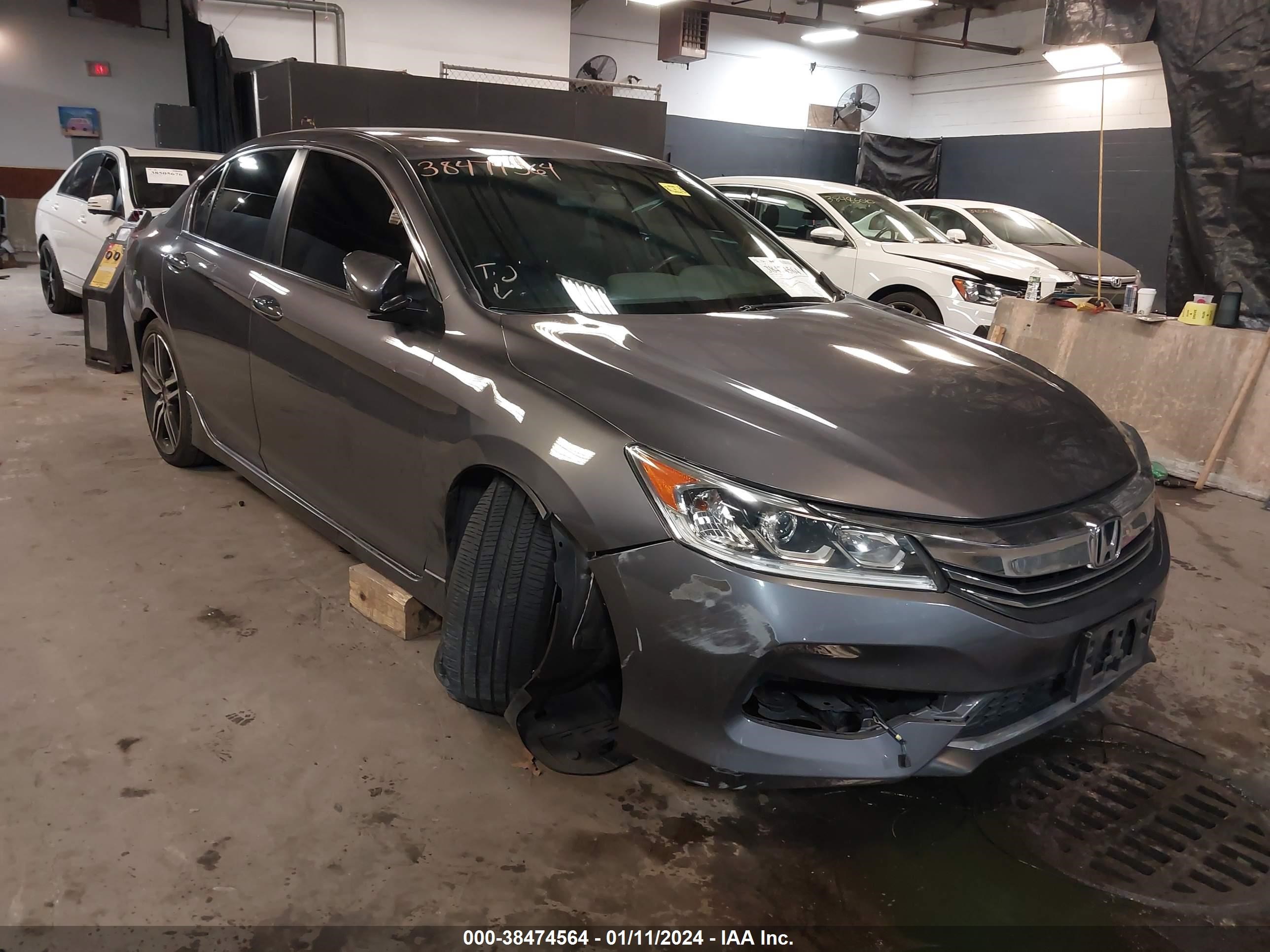 HONDA ACCORD 2017 1hgcr2f54ha034712