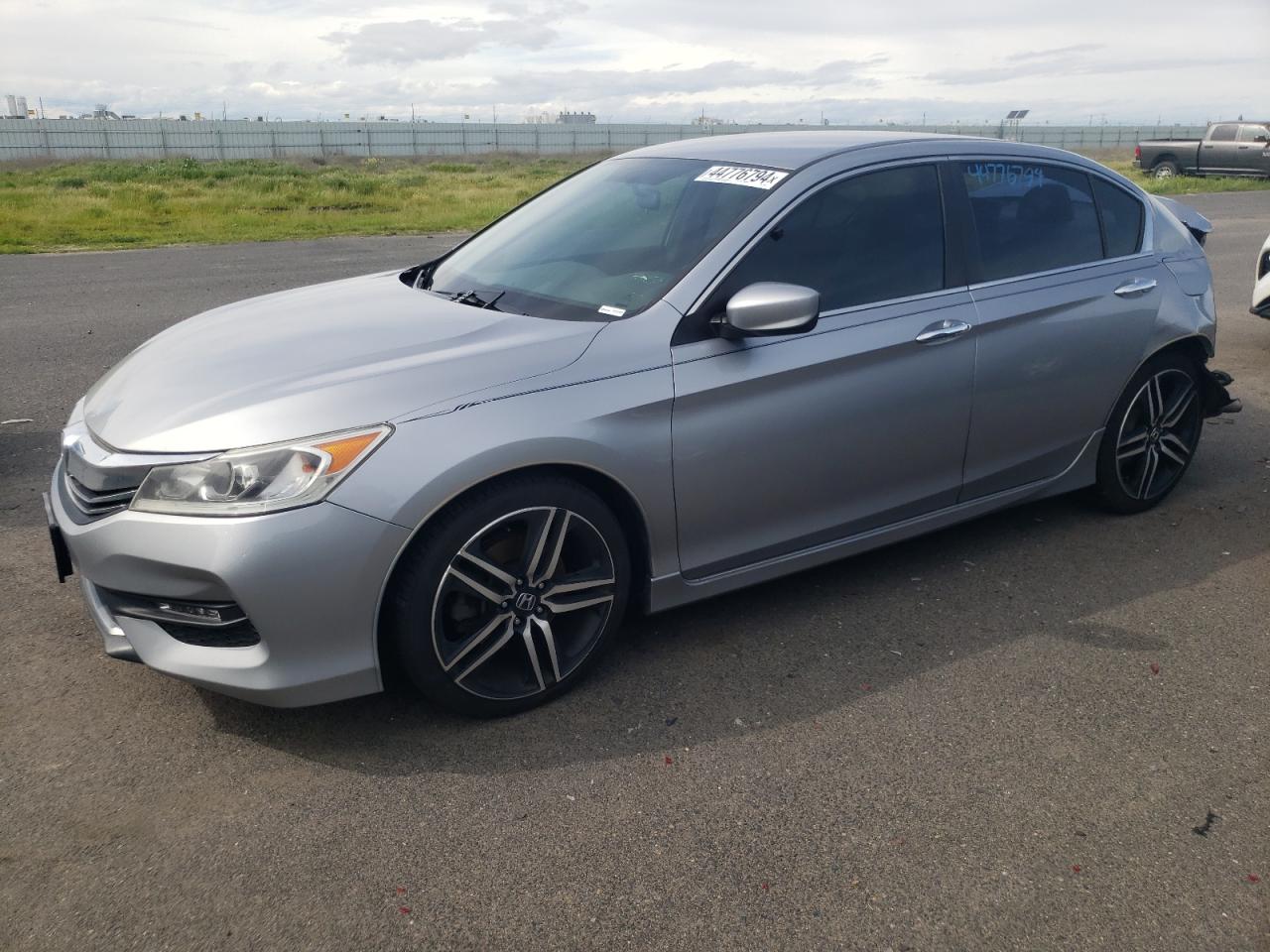 HONDA ACCORD 2017 1hgcr2f54ha258501