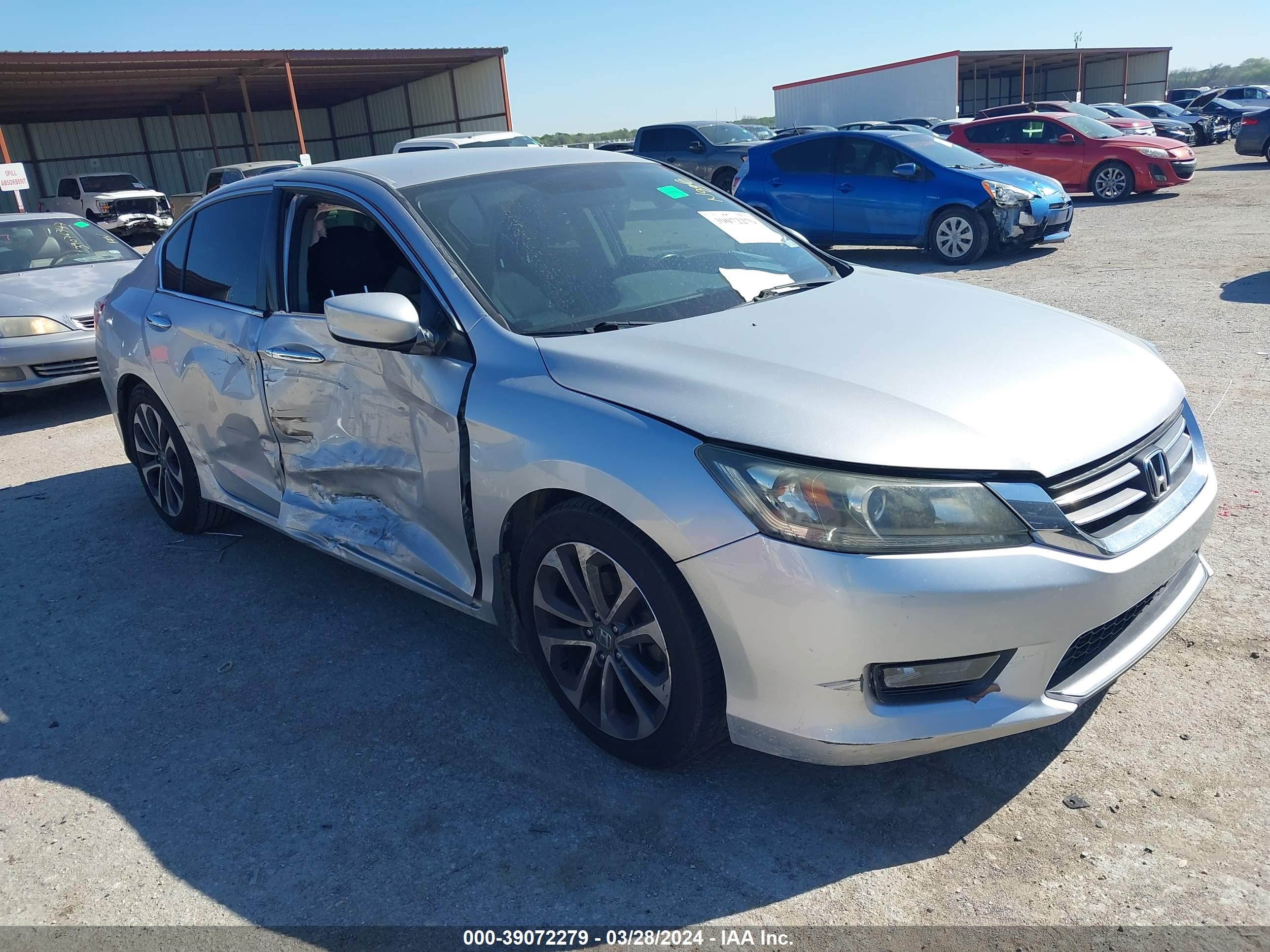 HONDA ACCORD 2015 1hgcr2f55fa123654