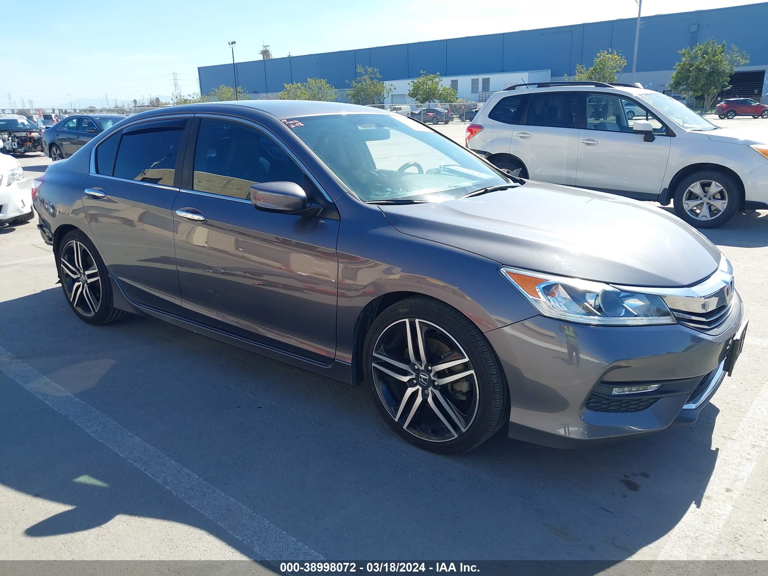 HONDA ACCORD 2016 1hgcr2f55ga115992