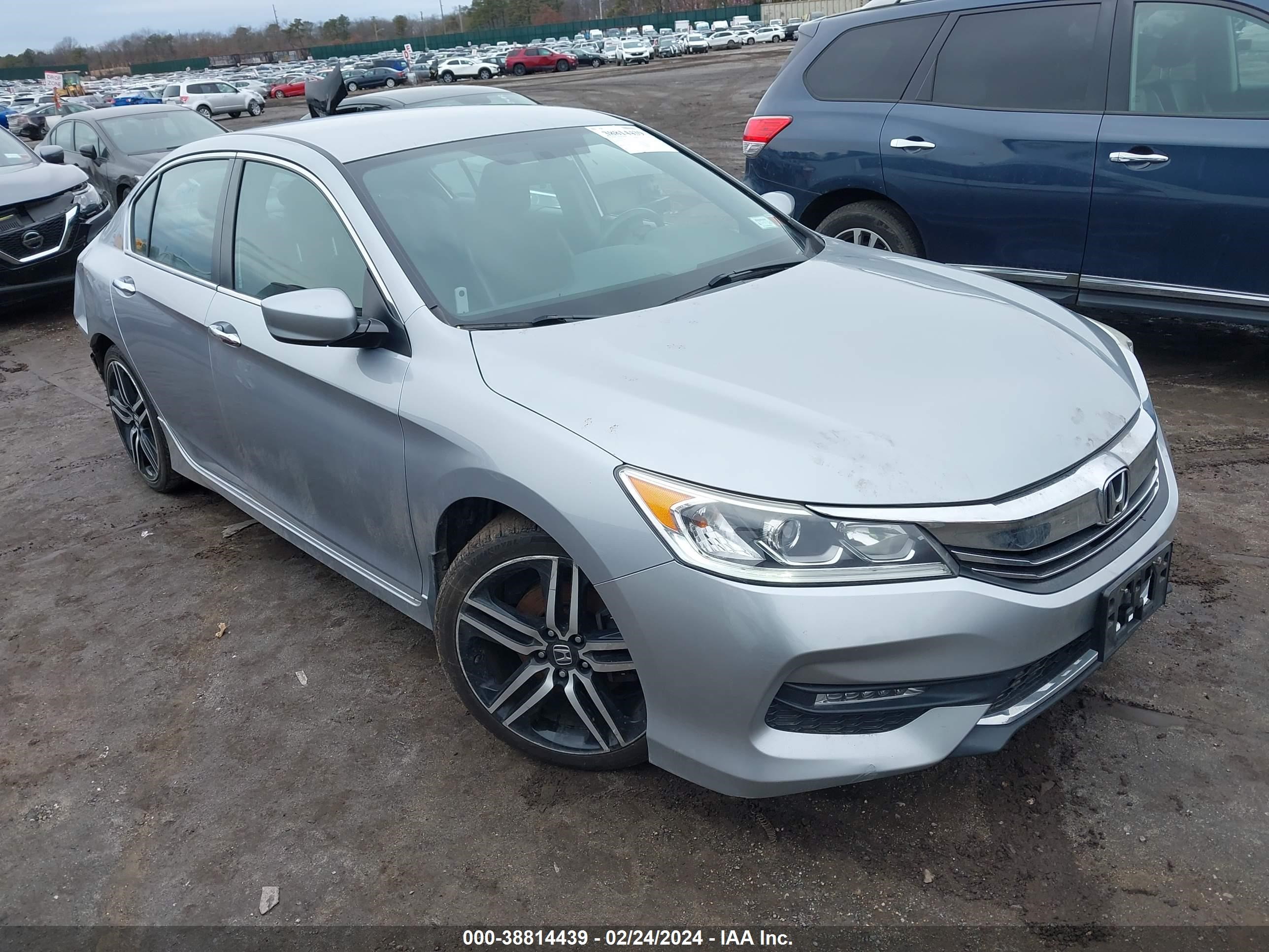 HONDA ACCORD 2016 1hgcr2f55ga168837