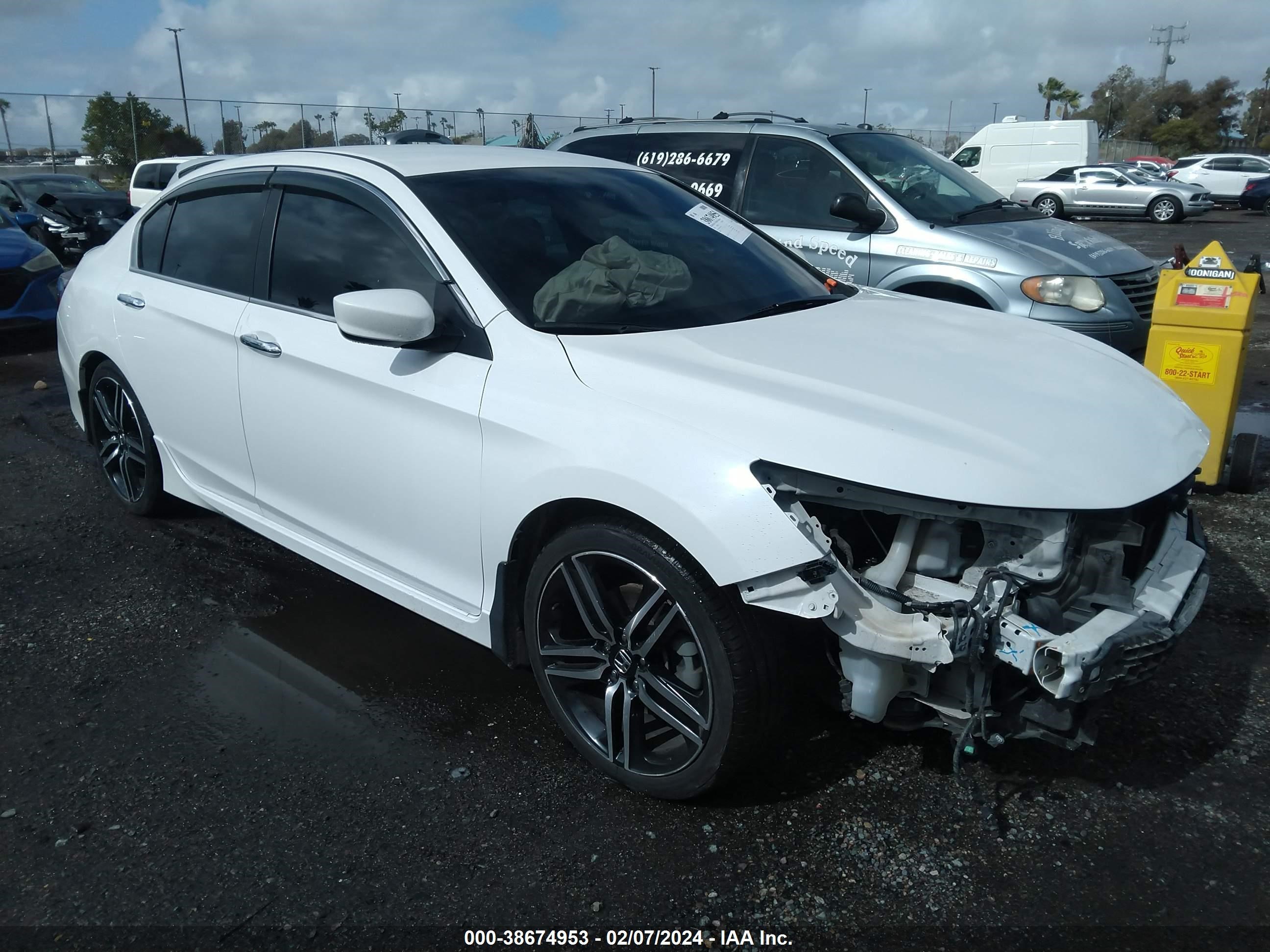 HONDA ACCORD 2016 1hgcr2f55ga180552