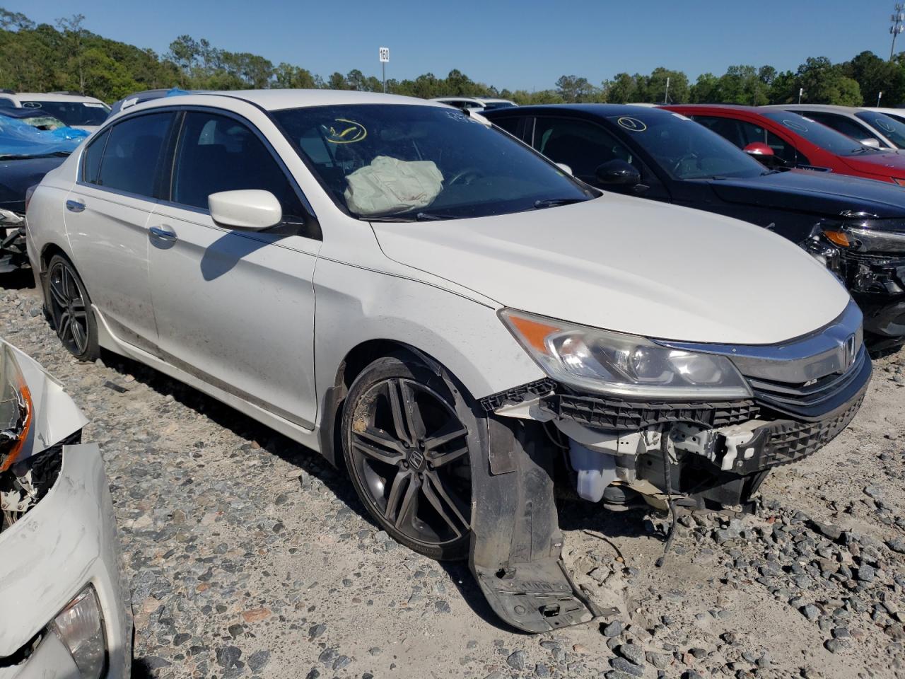 HONDA ACCORD 2017 1hgcr2f56ha057425