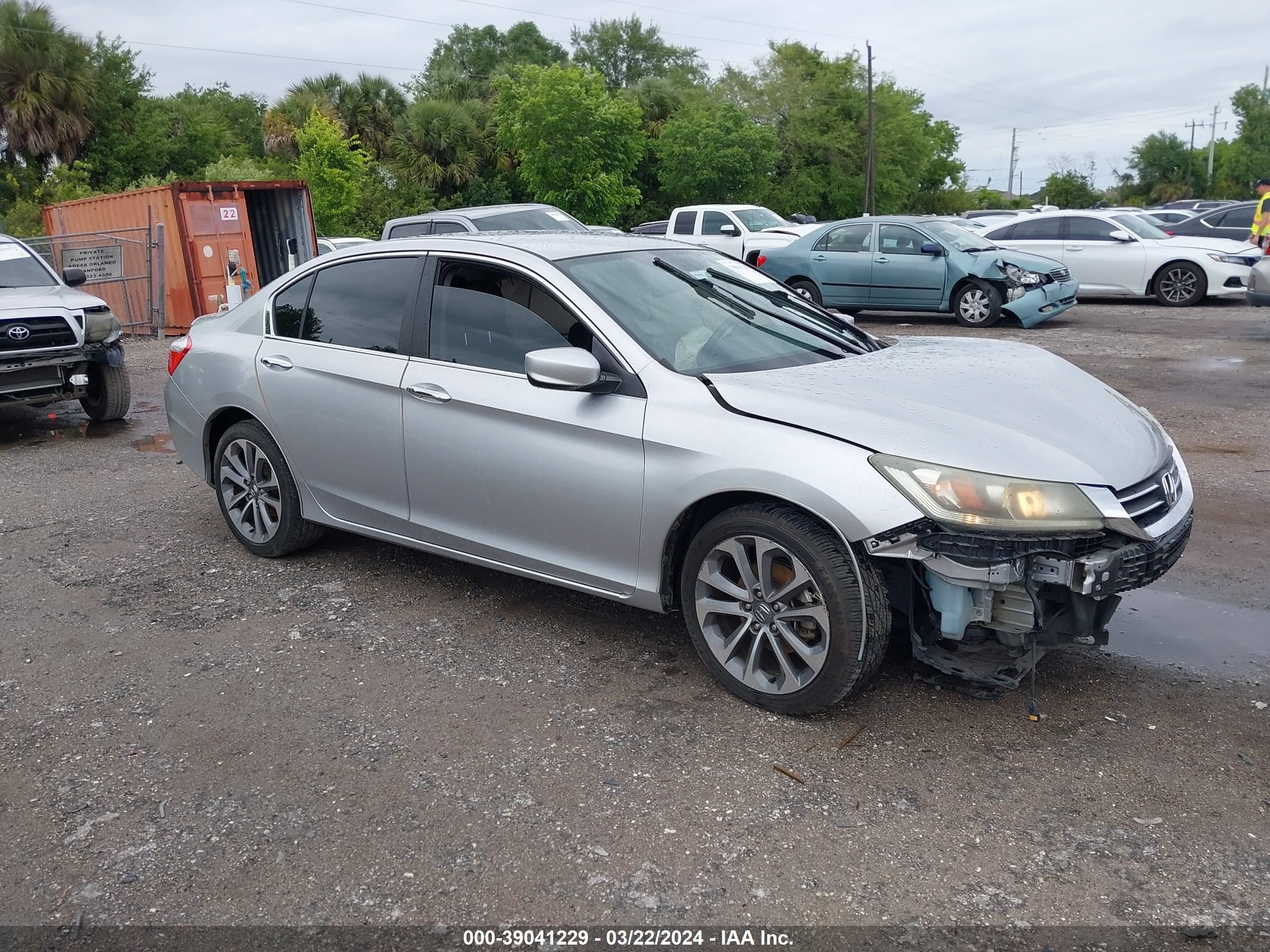 HONDA ACCORD 2013 1hgcr2f57da255358