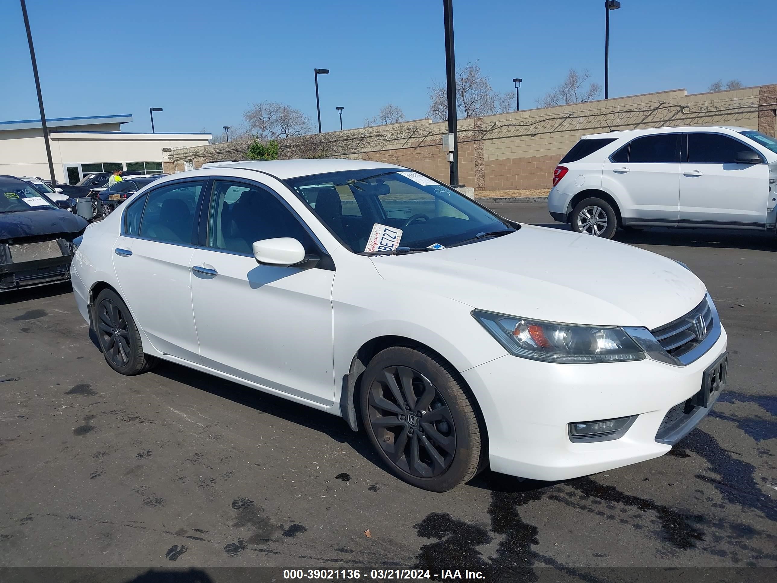 HONDA ACCORD 2015 1hgcr2f57fa151200