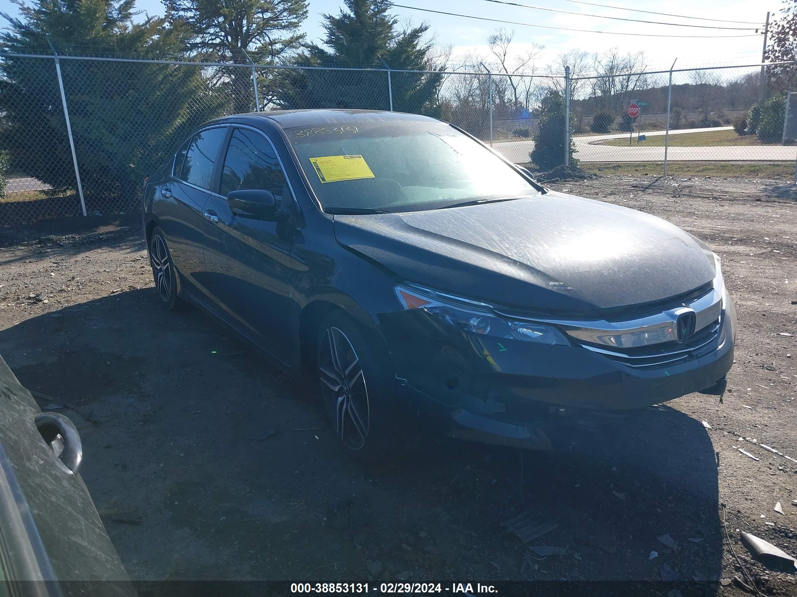 HONDA ACCORD 2017 1hgcr2f57ha051603