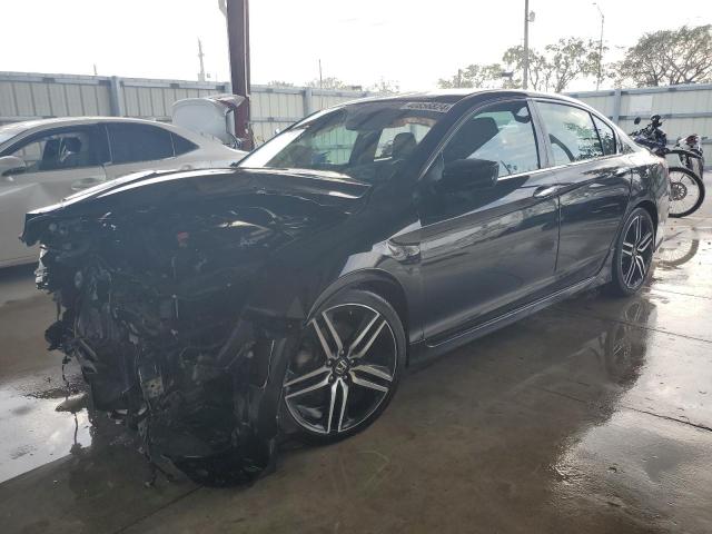 HONDA ACCORD 2017 1hgcr2f57ha241630