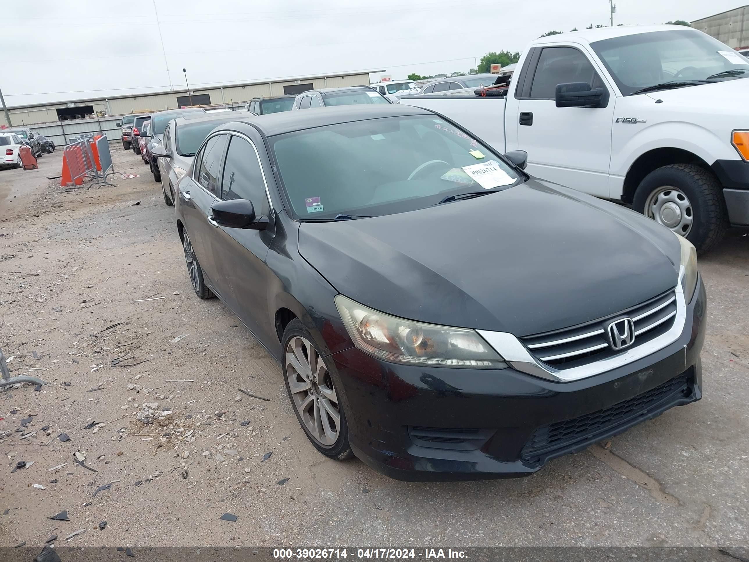 HONDA ACCORD 2015 1hgcr2f58fa263892