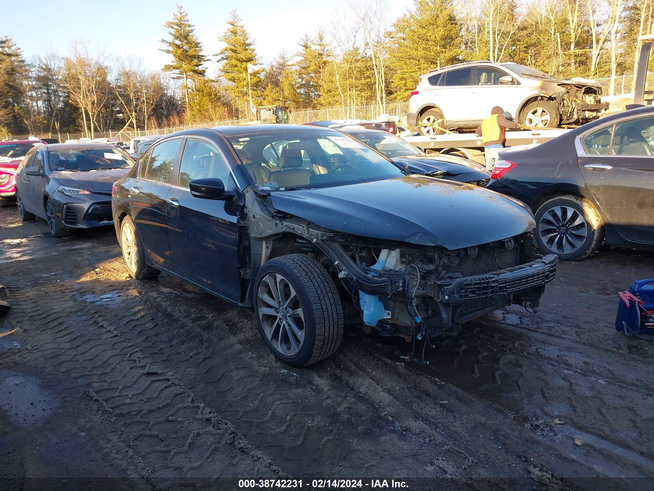 HONDA ACCORD 2015 1hgcr2f59fa272505