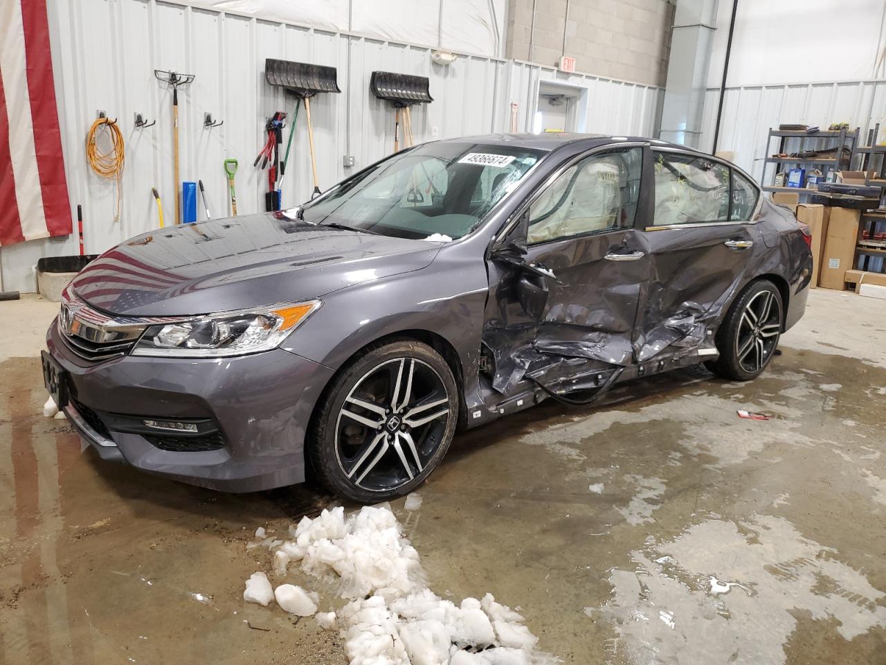 HONDA ACCORD 2017 1hgcr2f59ha133784