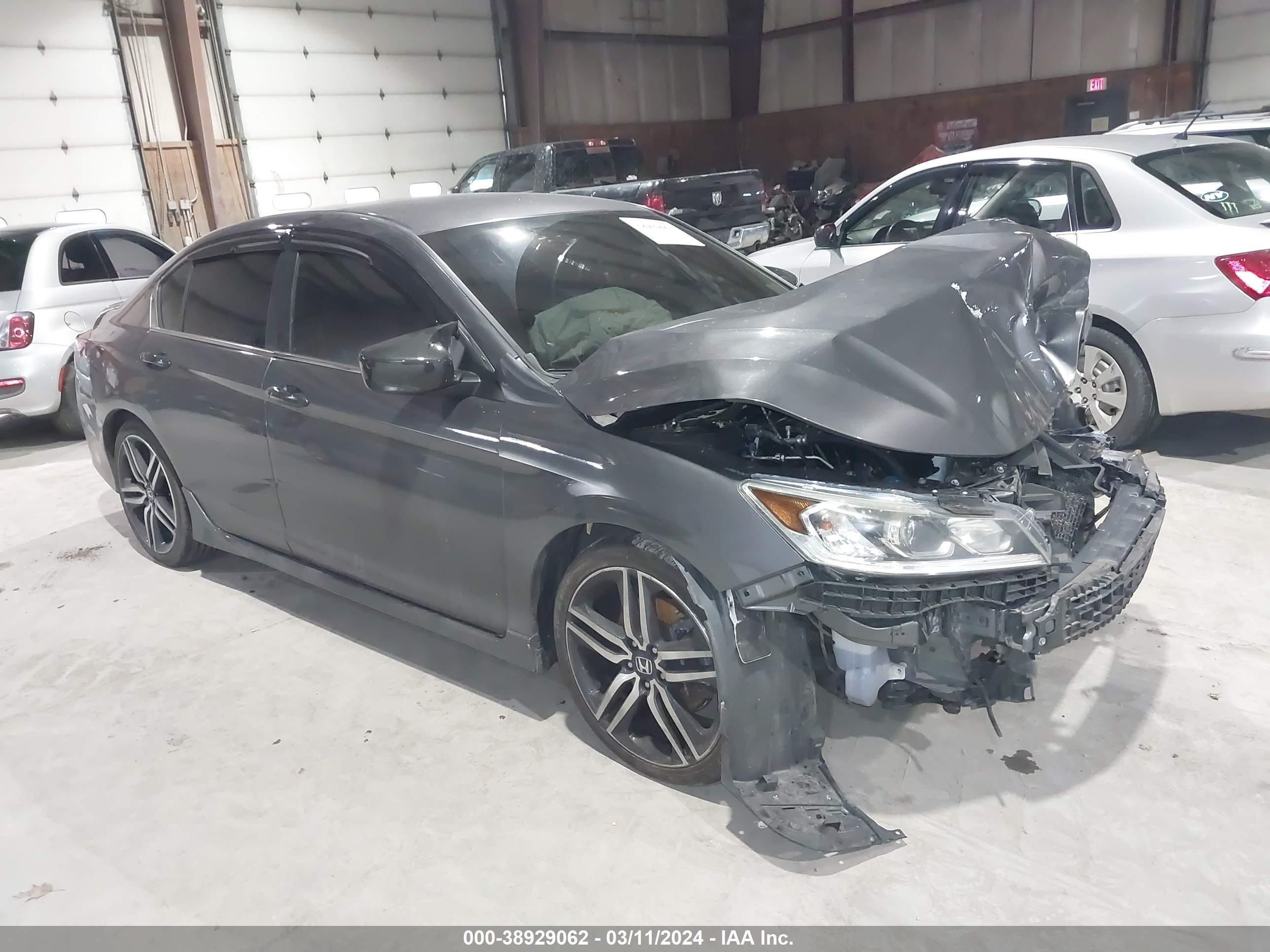 HONDA ACCORD 2017 1hgcr2f59ha214123