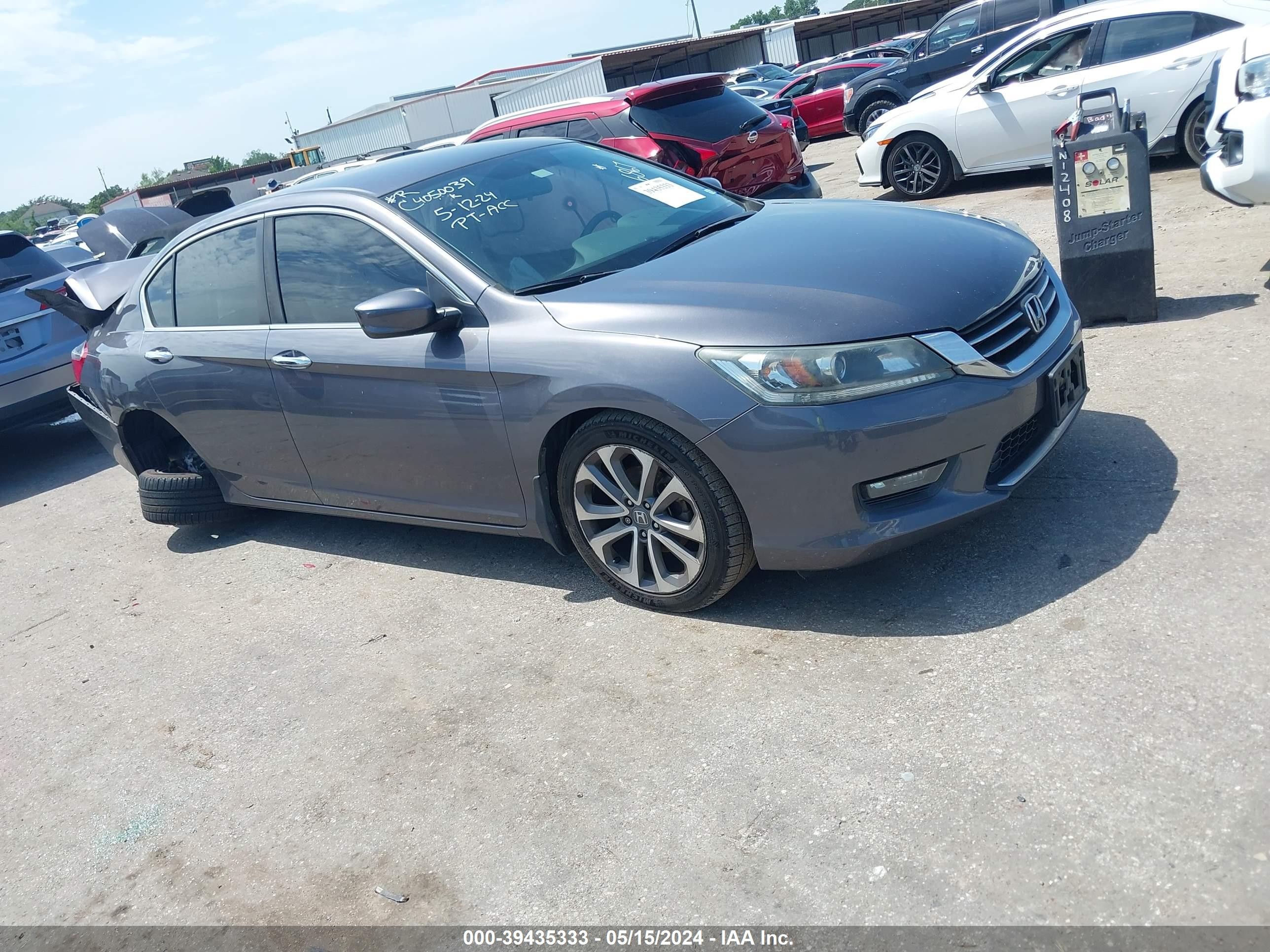 HONDA ACCORD 2015 1hgcr2f5xfa066867