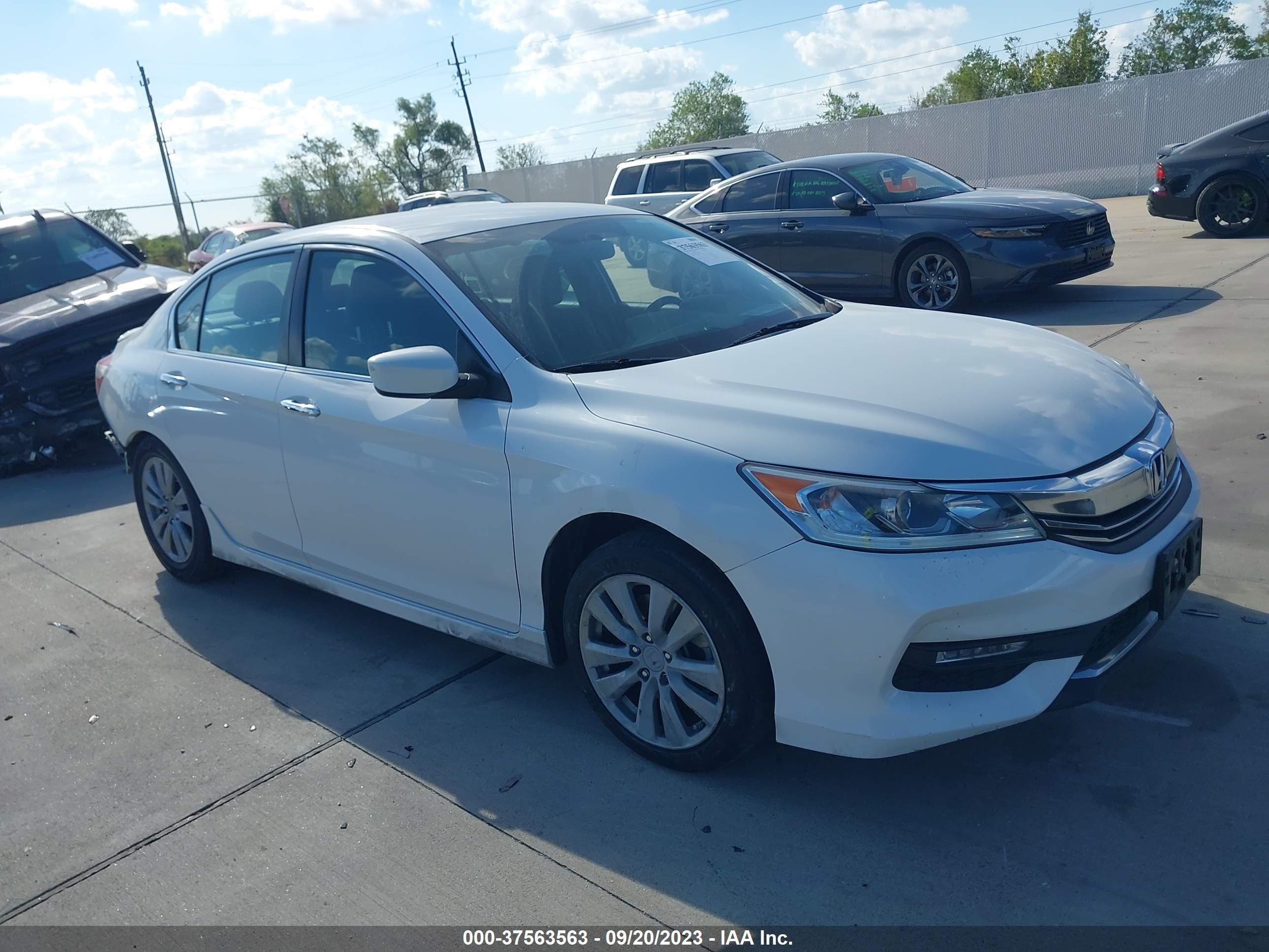 HONDA ACCORD 2016 1hgcr2f5xga139169