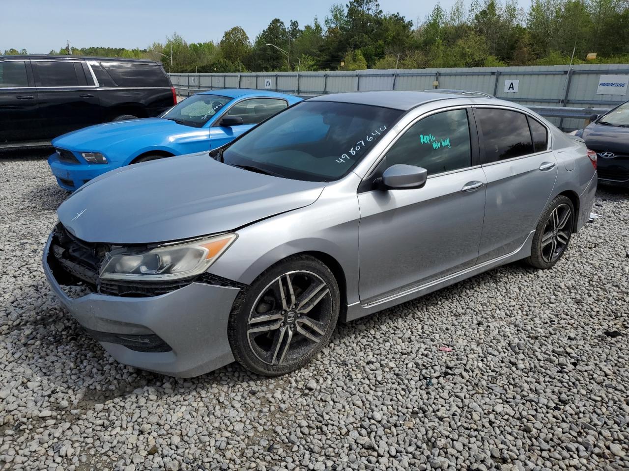 HONDA ACCORD 2017 1hgcr2f5xha162825