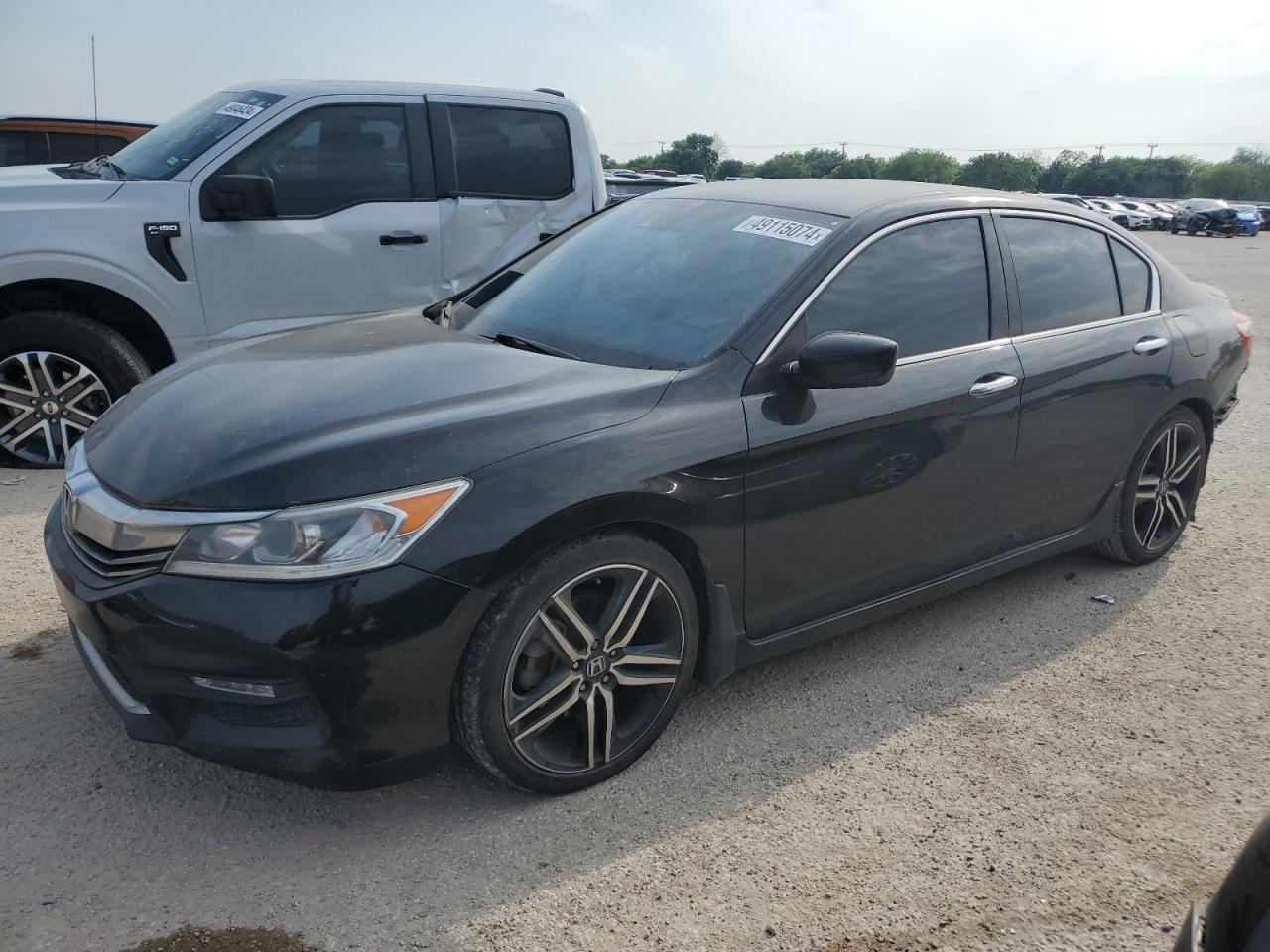 HONDA ACCORD 2017 1hgcr2f61ha116776