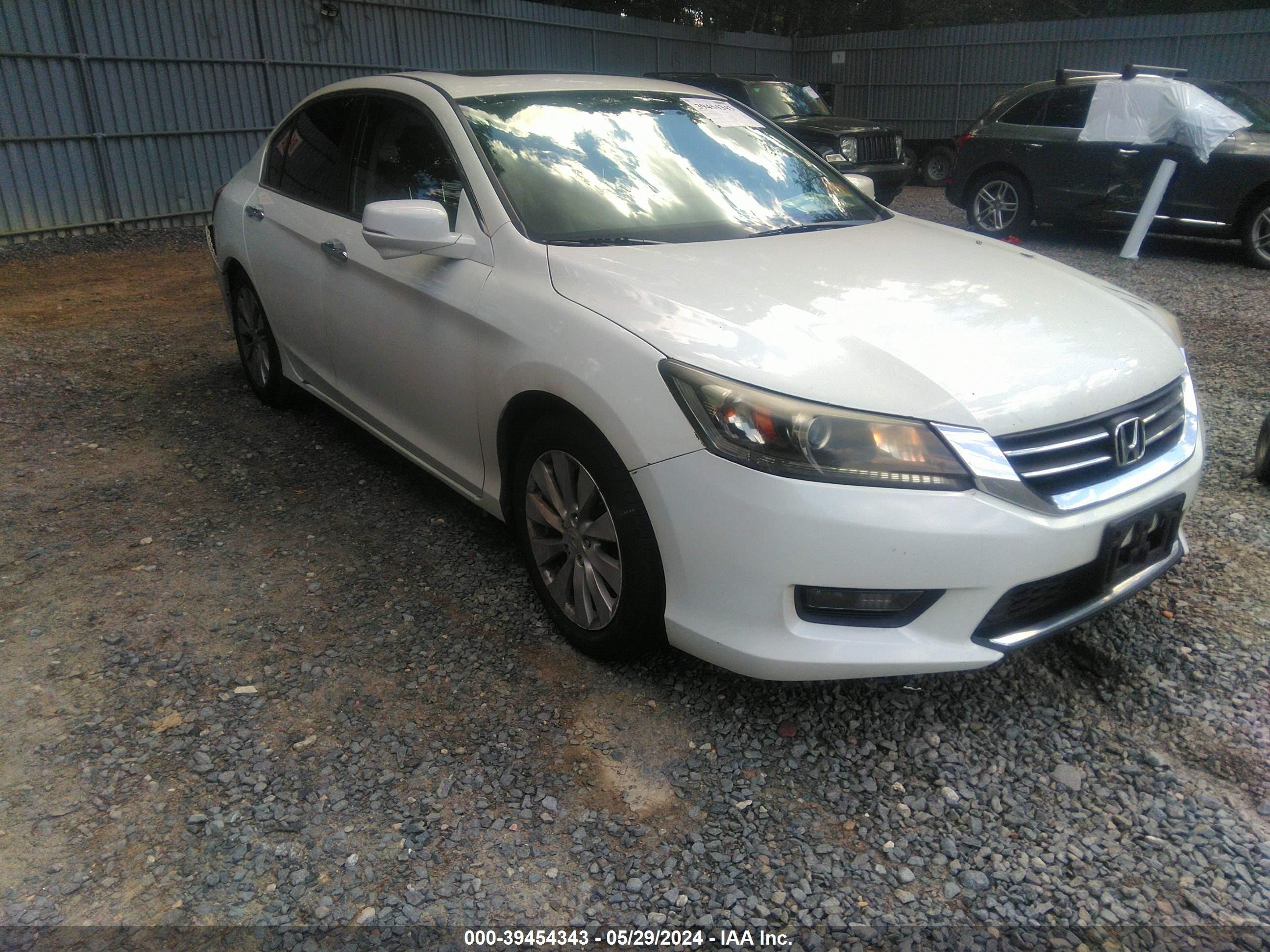 HONDA ACCORD 2014 1hgcr2f70ea131158