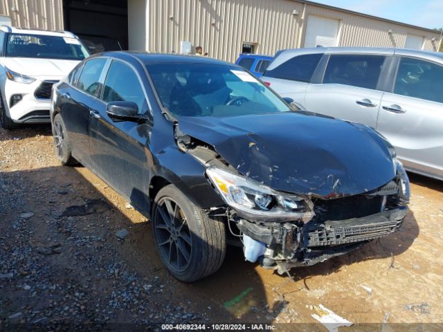 HONDA ACCORD 2017 1hgcr2f72ha004335