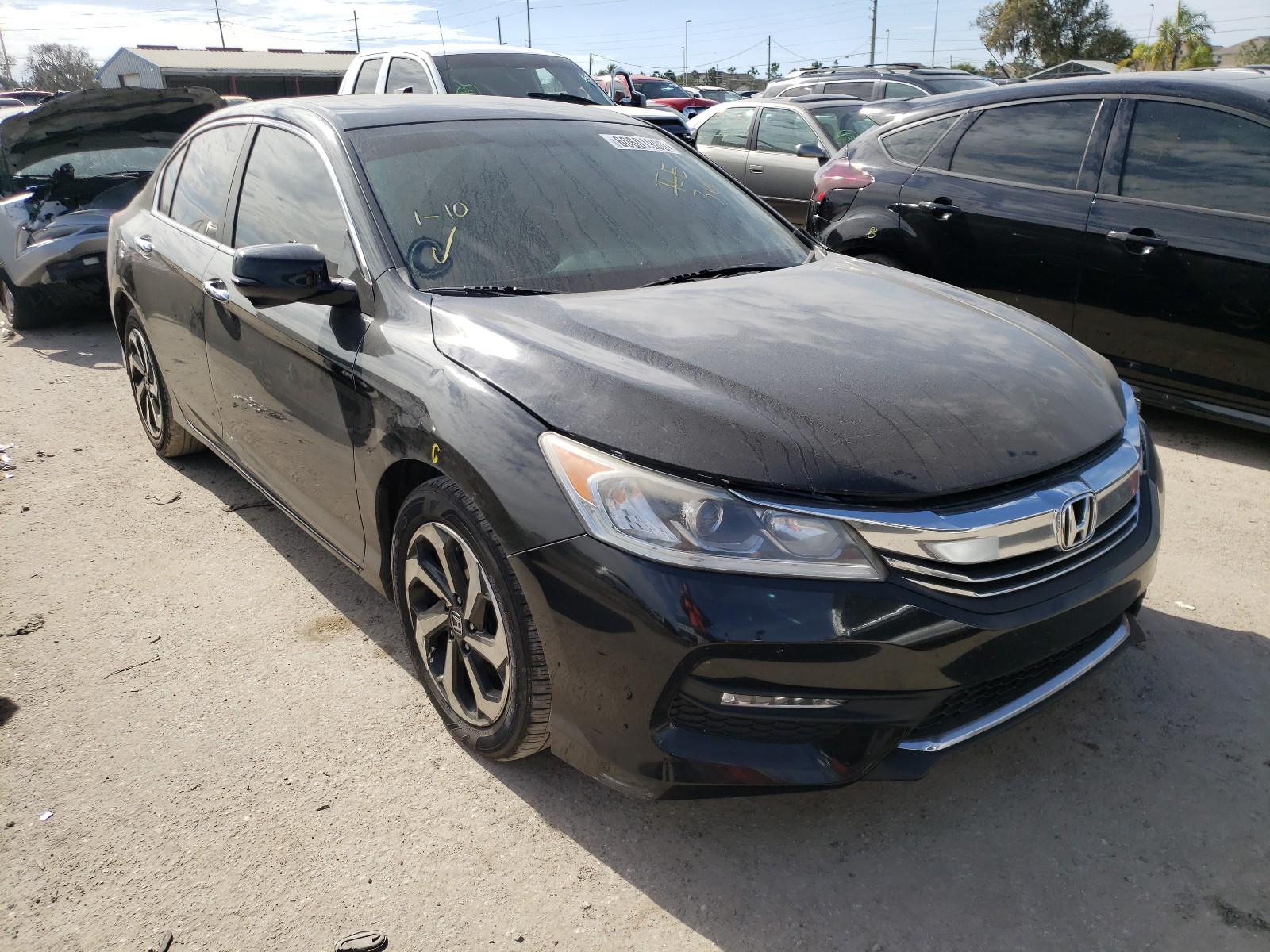 HONDA ACCORD EX 2017 1hgcr2f72ha042938