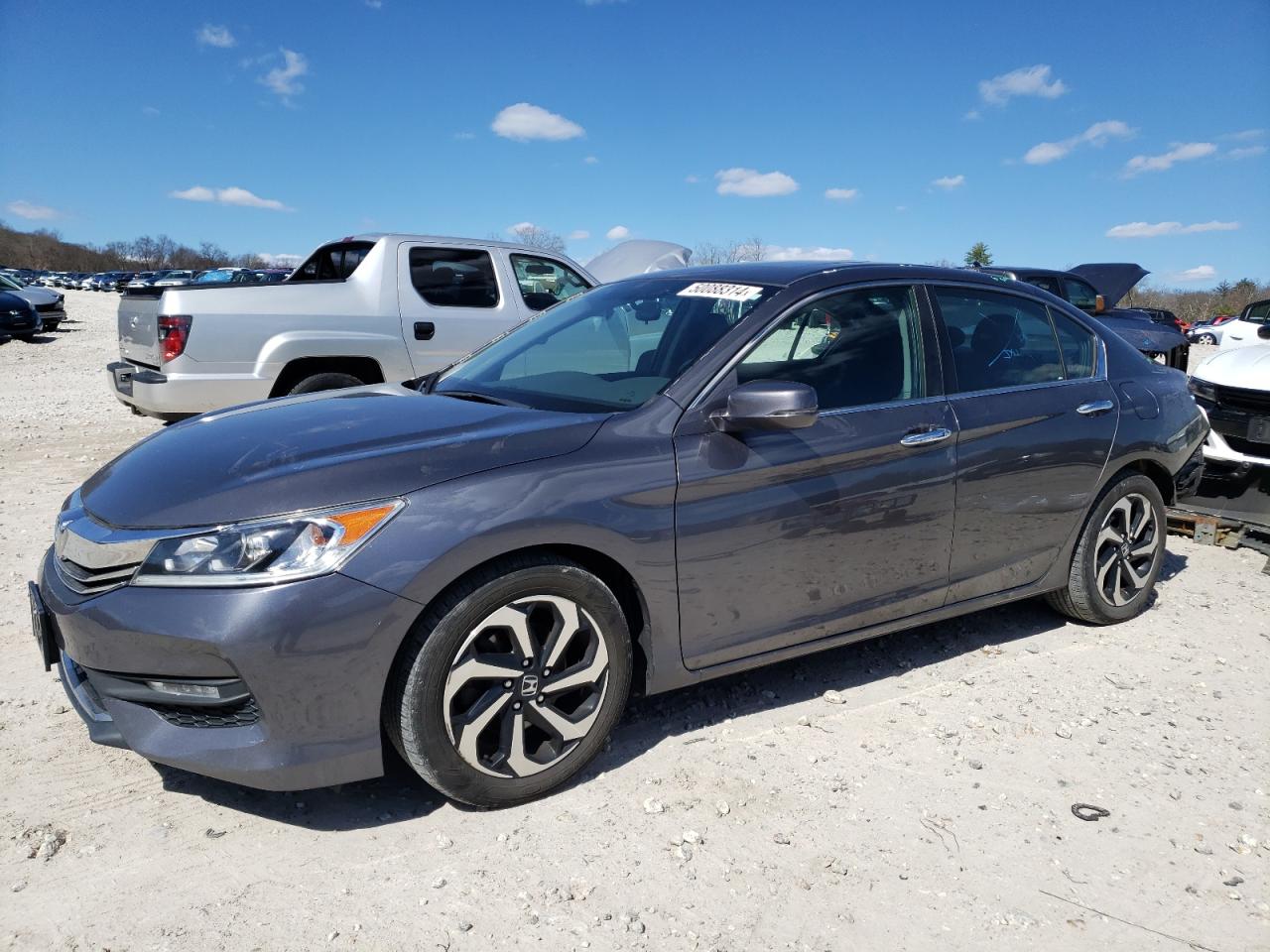 HONDA ACCORD 2017 1hgcr2f72ha219956