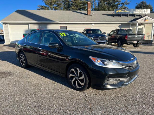 HONDA ACCORD 2017 1hgcr2f72ha267442