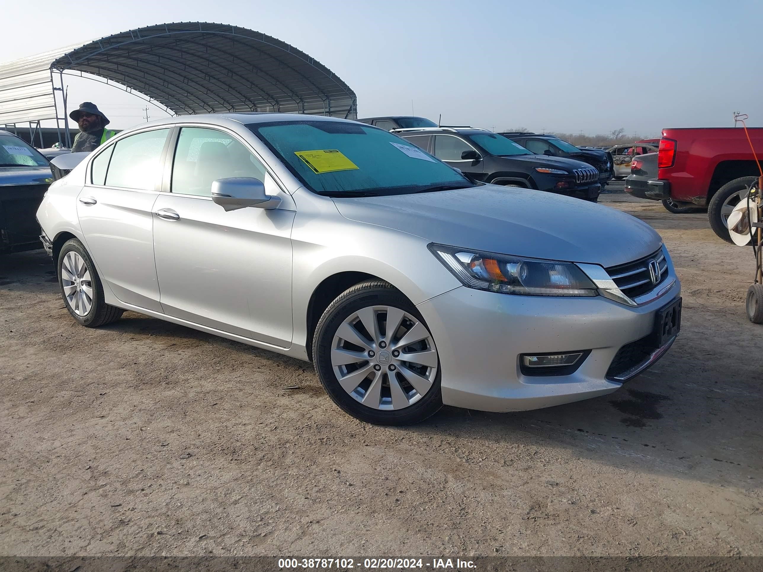 HONDA ACCORD 2013 1hgcr2f73da052954