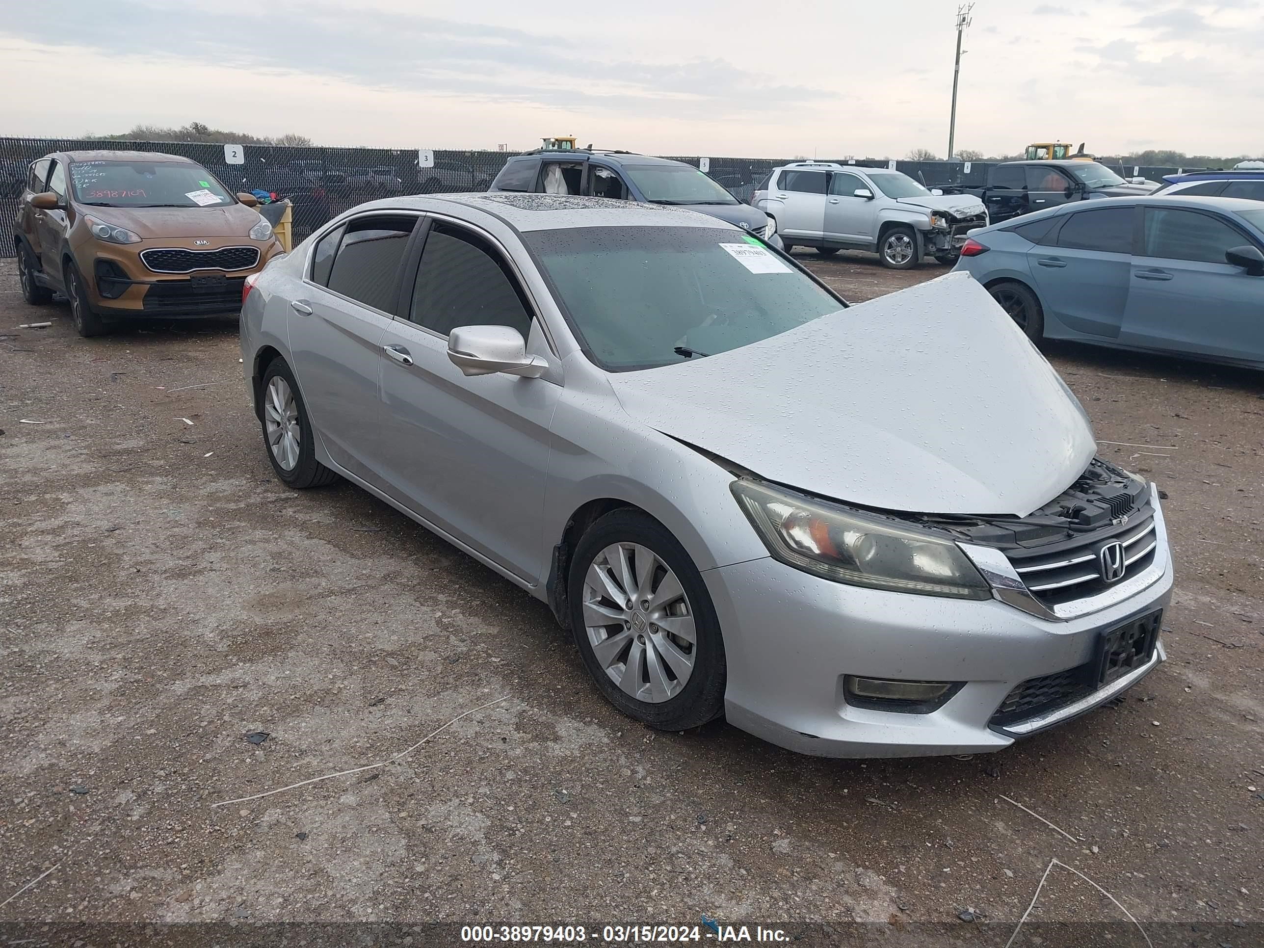 HONDA ACCORD 2013 1hgcr2f74da008929