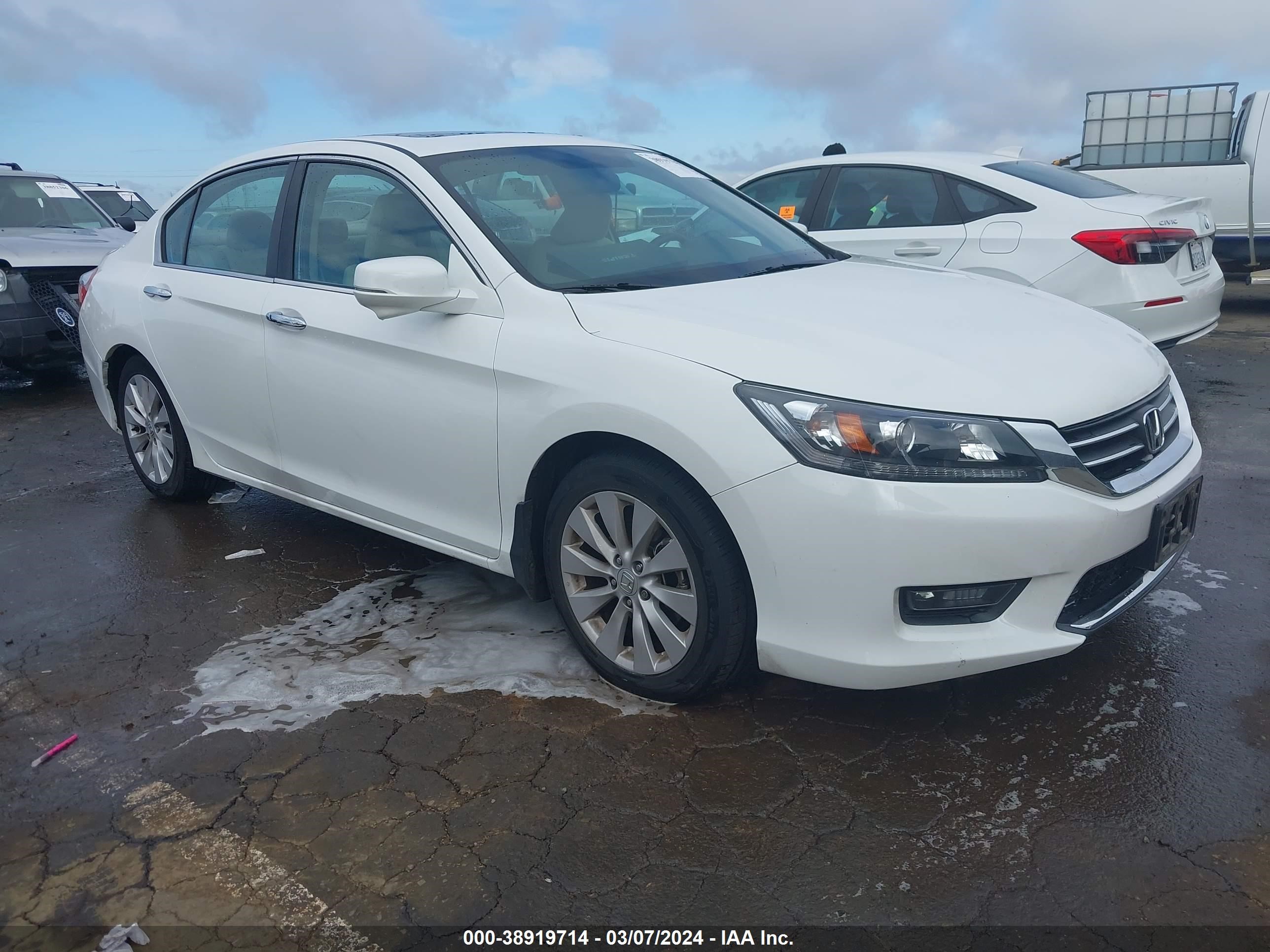 HONDA ACCORD 2014 1hgcr2f77ea186061