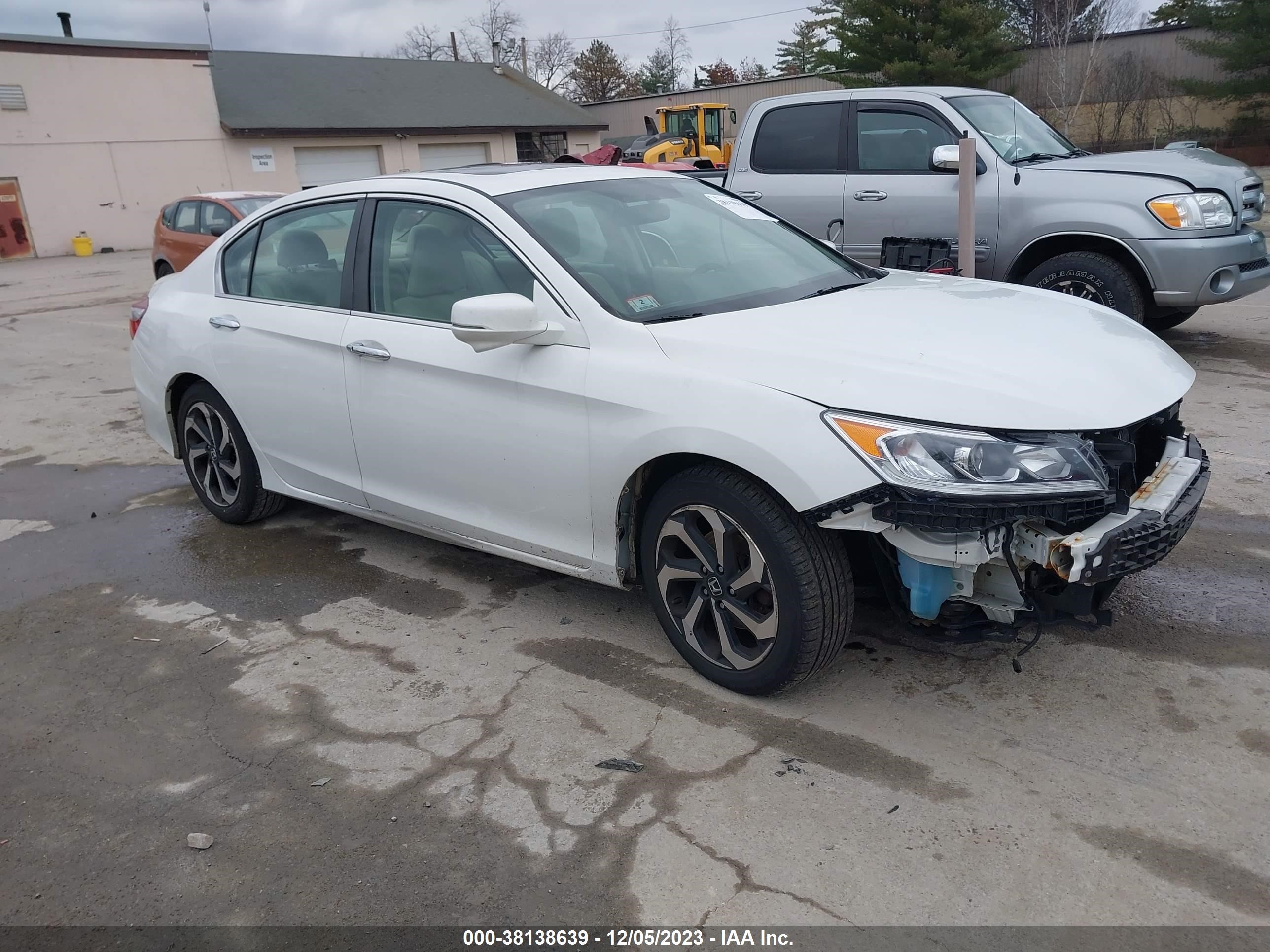 HONDA ACCORD 2017 1hgcr2f77ha115155