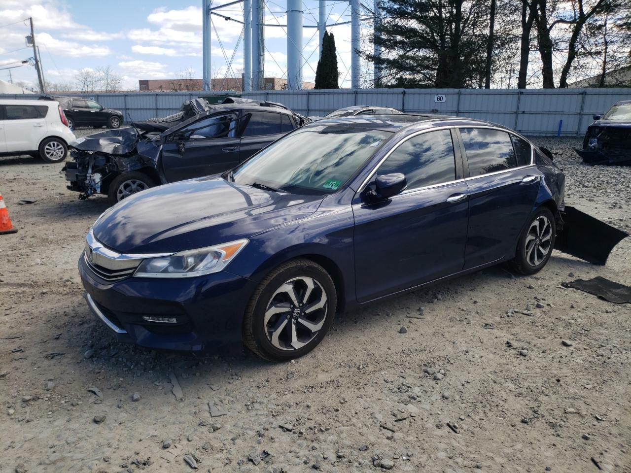 HONDA ACCORD 2017 1hgcr2f78ha103757