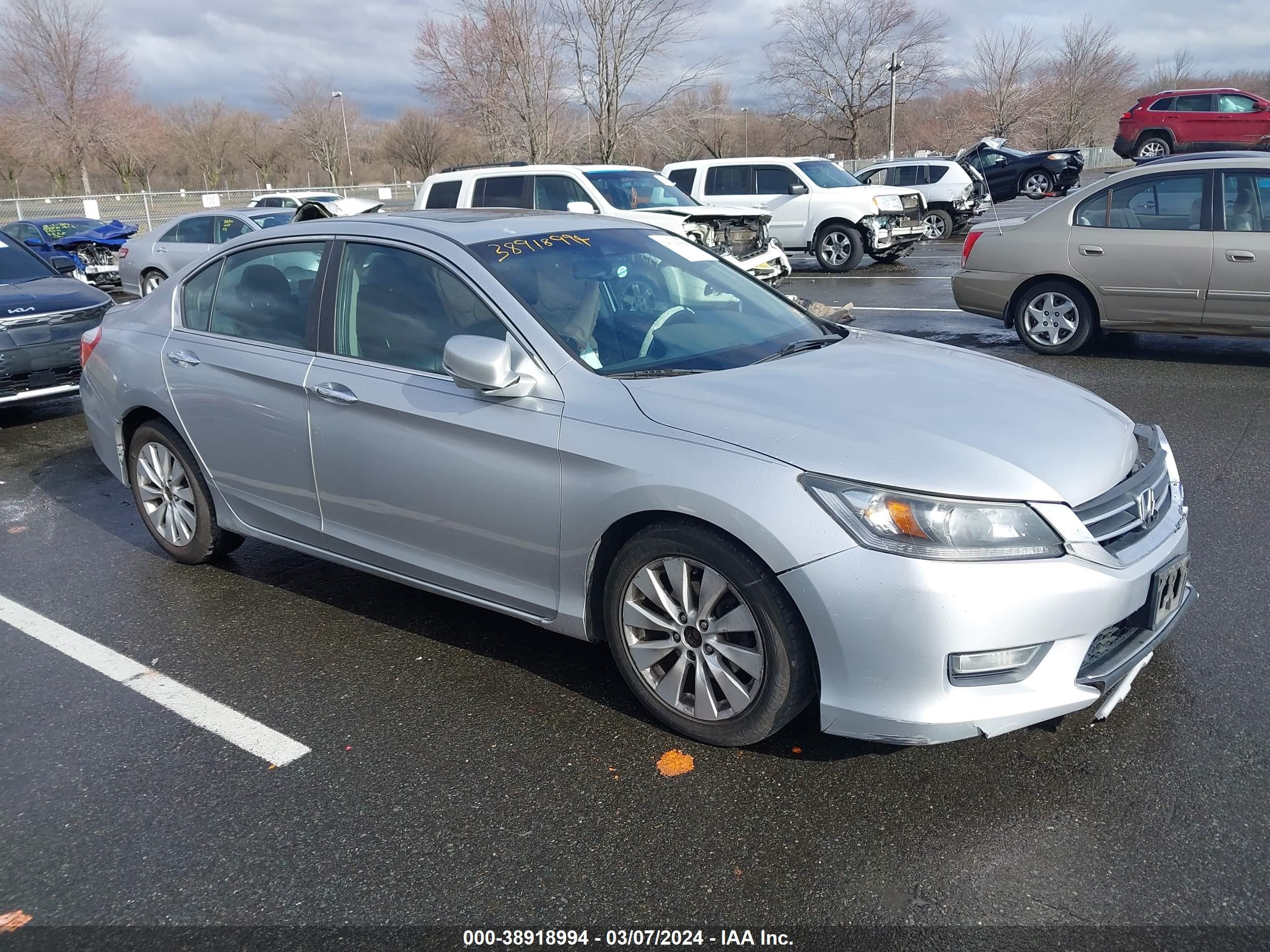 HONDA ACCORD 2013 1hgcr2f82da008761