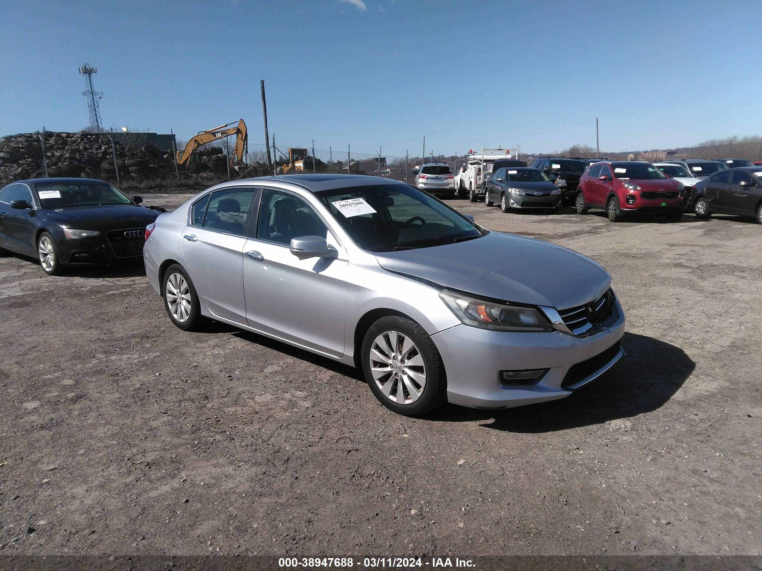 HONDA ACCORD 2013 1hgcr2f82da048256