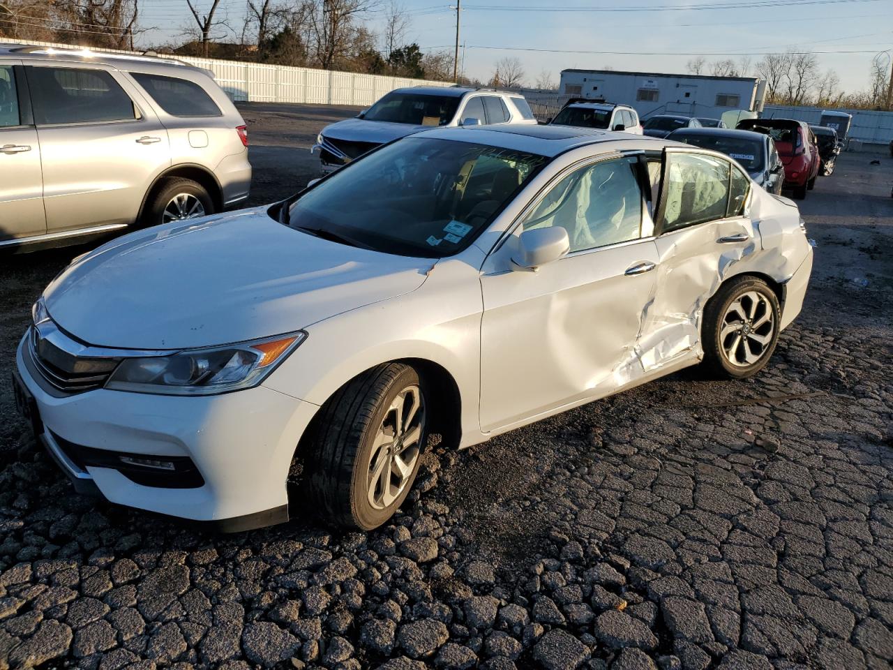 HONDA ACCORD 2016 1hgcr2f82ga055731