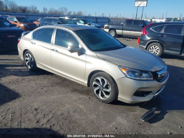 HONDA ACCORD 2017 1hgcr2f82ha037683