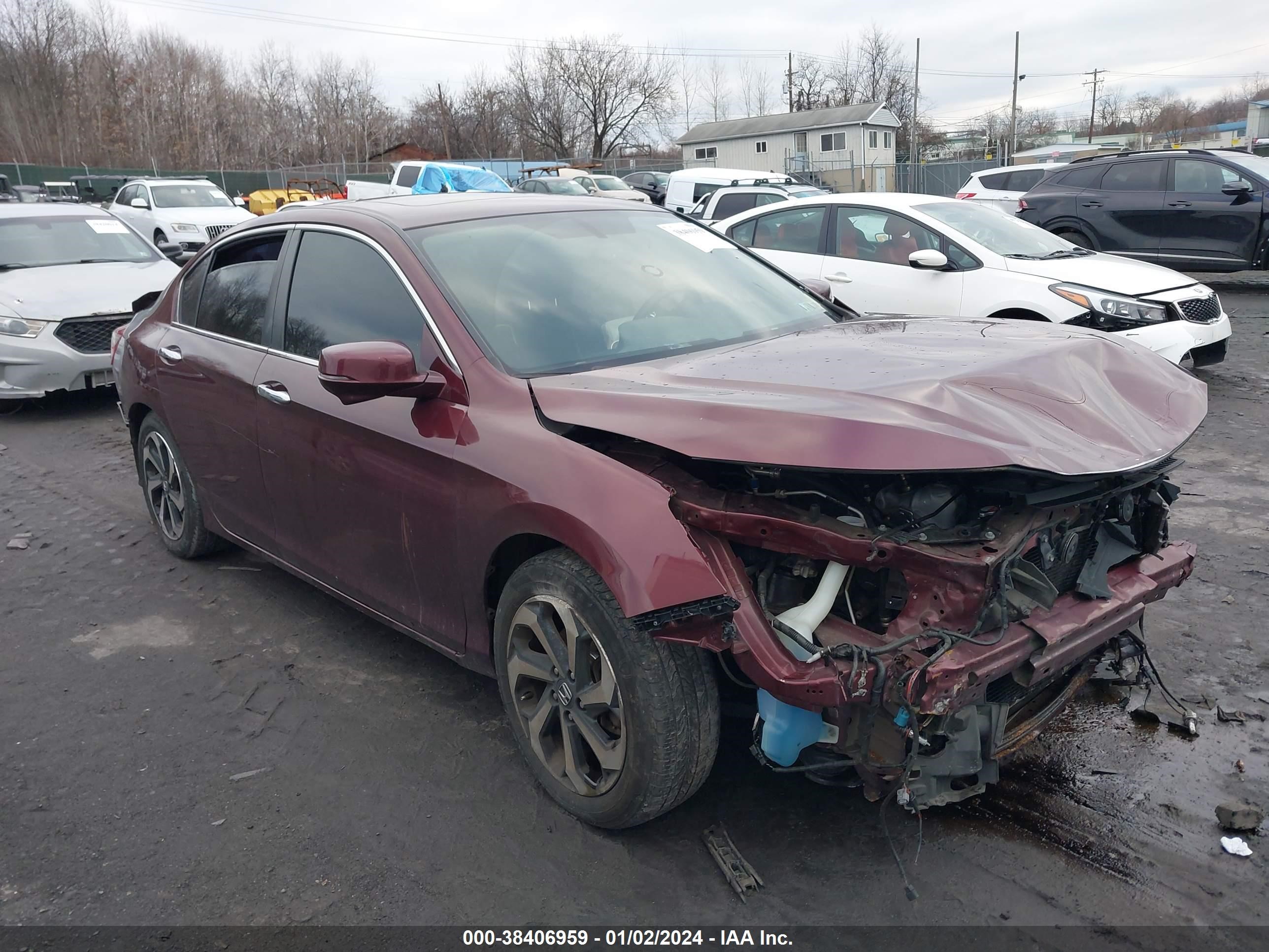 HONDA ACCORD 2017 1hgcr2f82ha137816