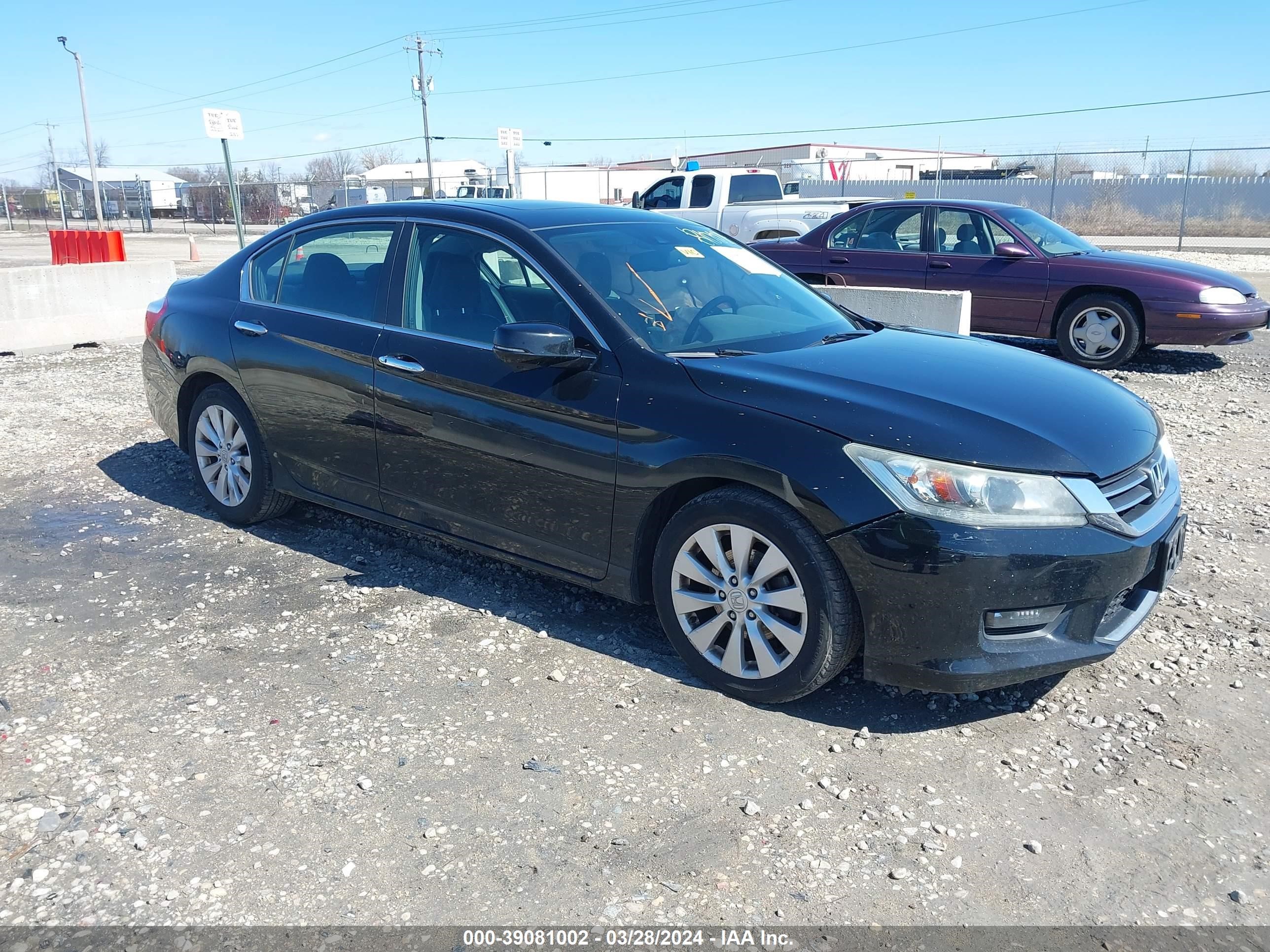 HONDA ACCORD 2014 1hgcr2f83ea103704