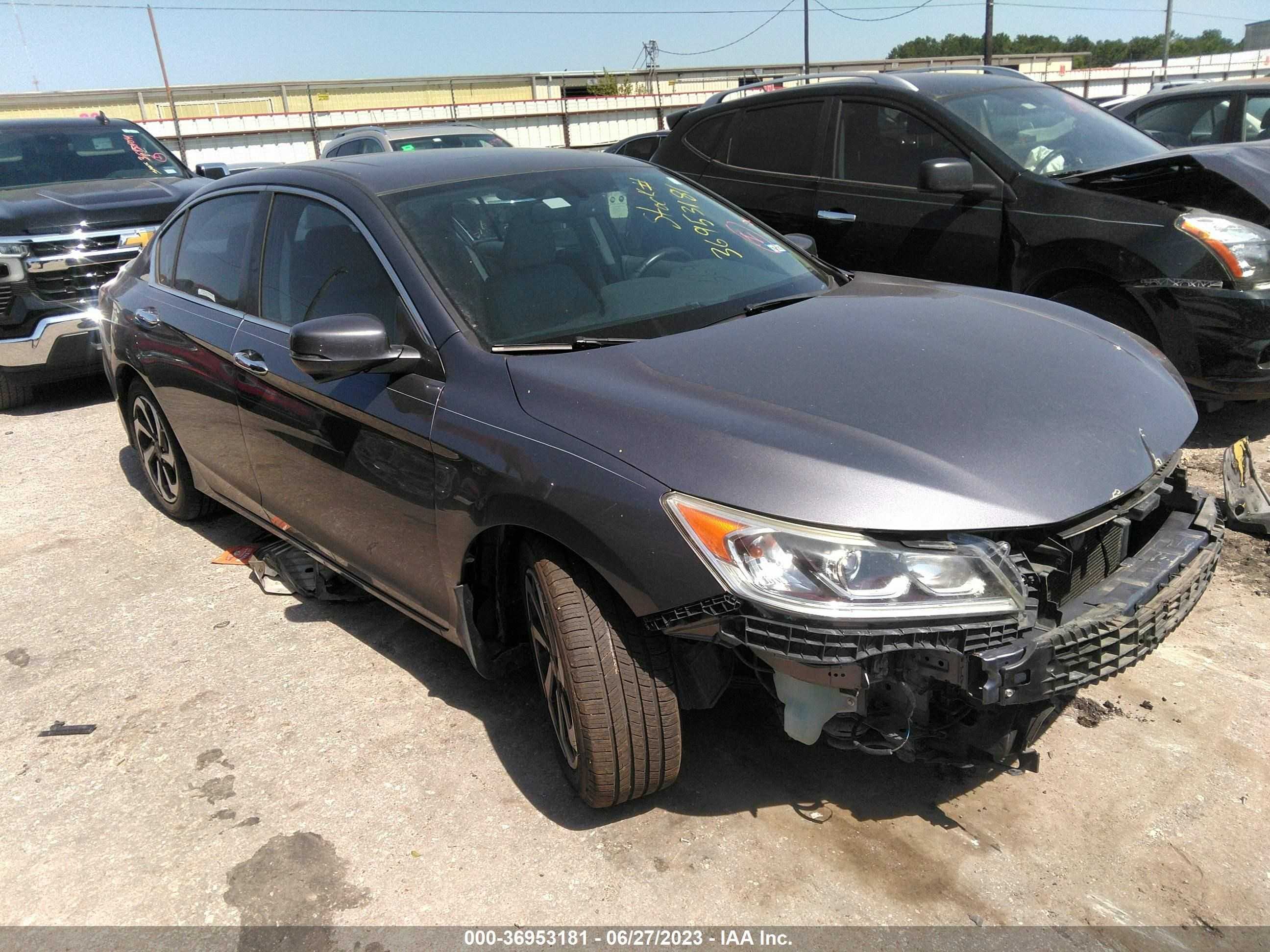 HONDA ACCORD 2016 1hgcr2f83ga005906