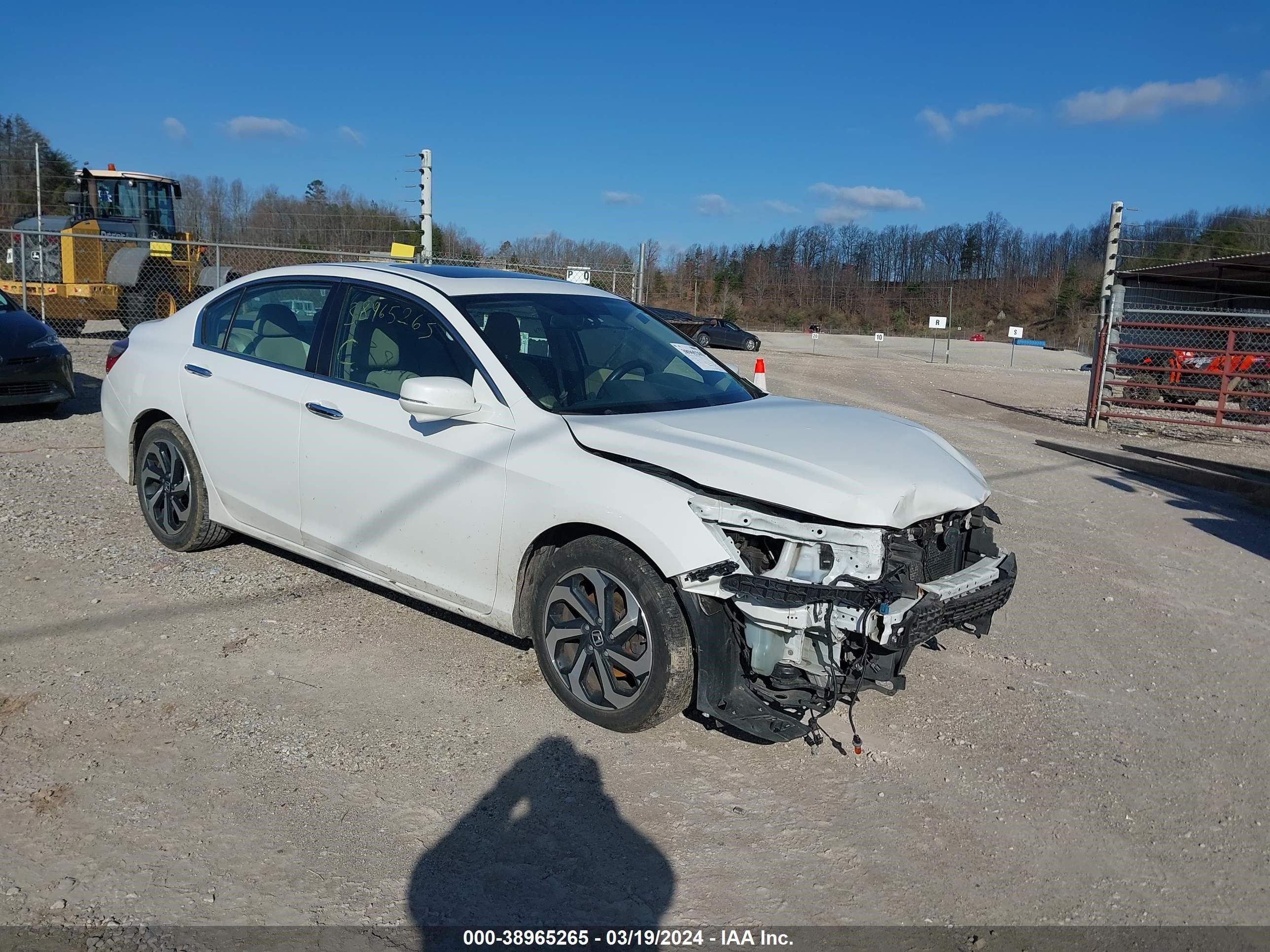 HONDA ACCORD 2017 1hgcr2f83ha098377