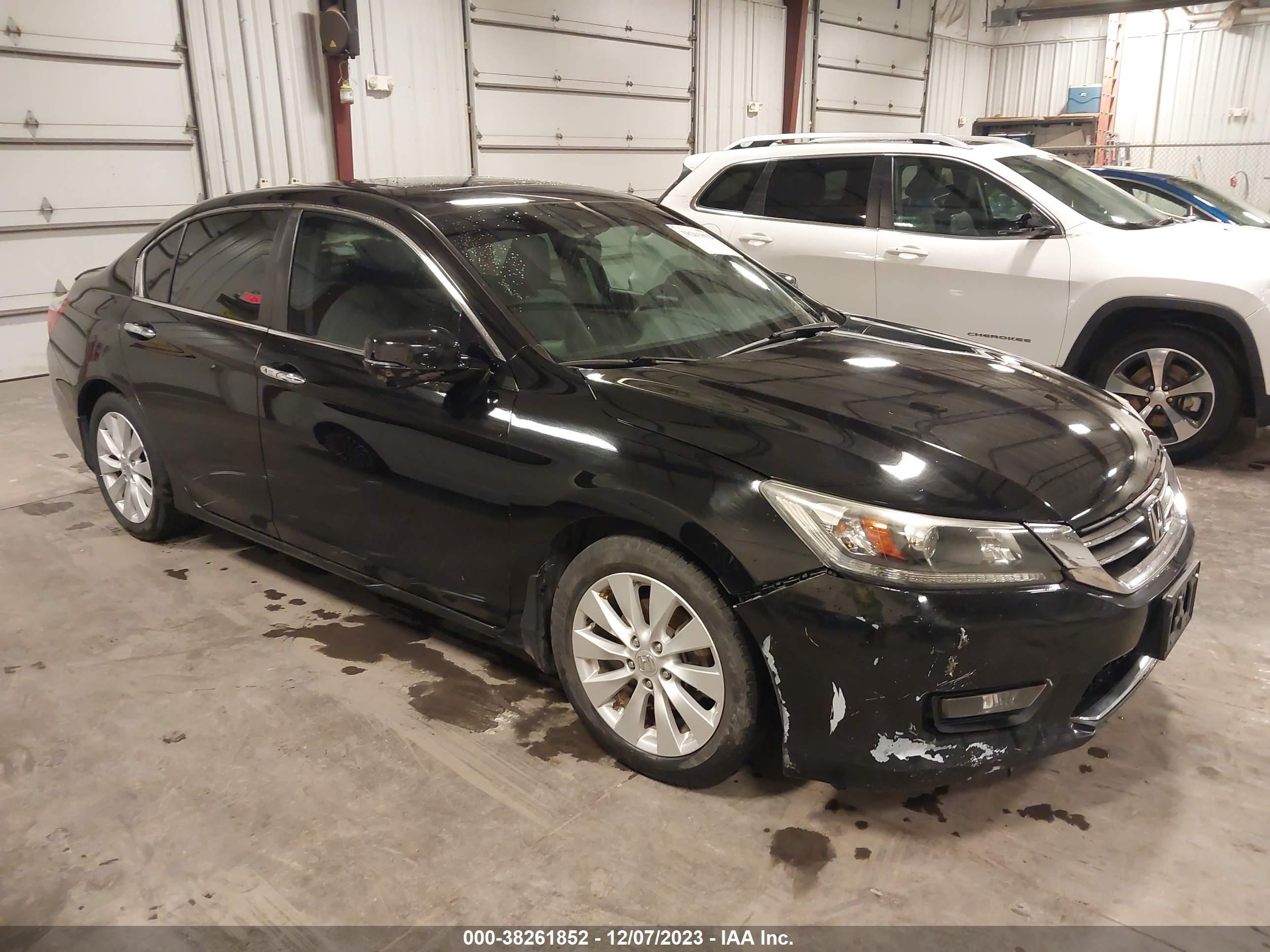 HONDA ACCORD 2015 1hgcr2f84fa168126