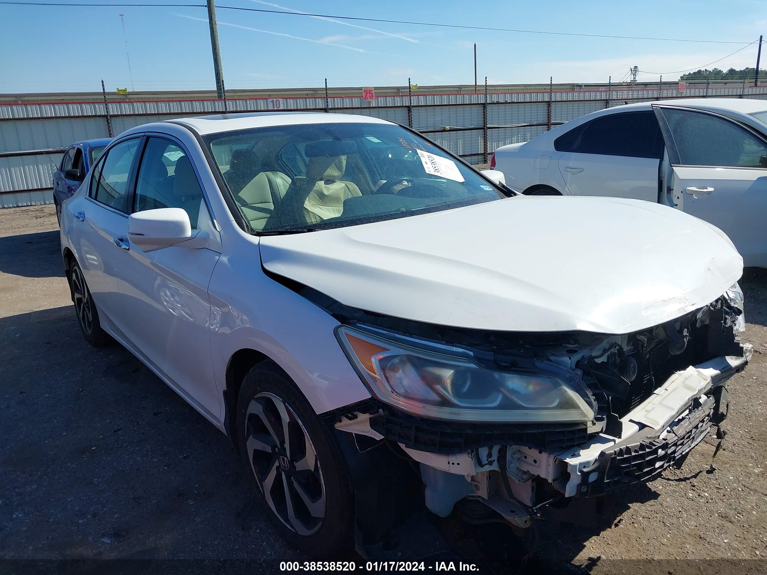 HONDA ACCORD 2016 1hgcr2f84ga044777