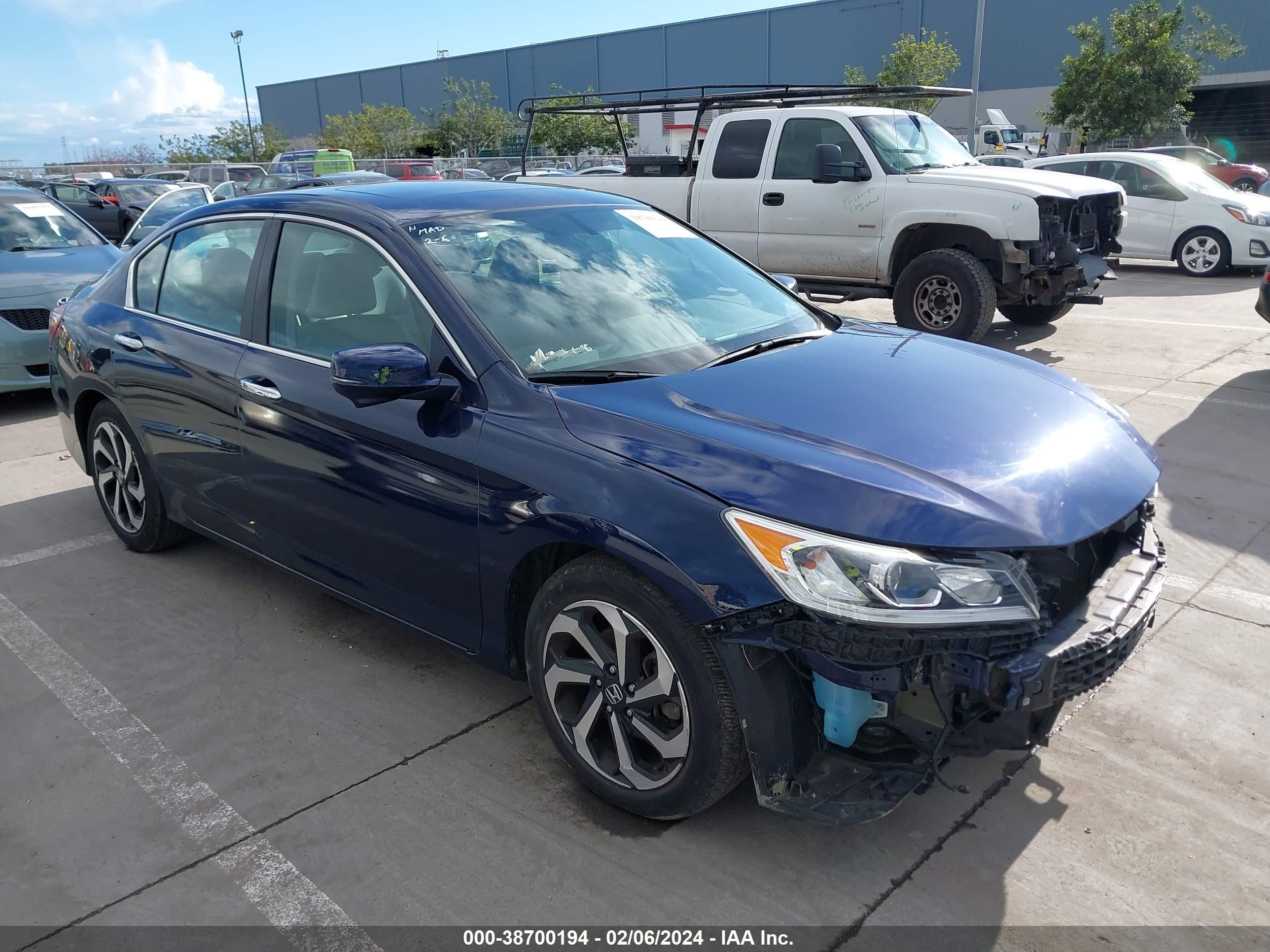 HONDA ACCORD 2016 1hgcr2f84ga181590